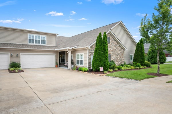 2457 BRIDGEWAY ST, MURFREESBORO, TN 37128 - Image d13c8238d2bf1cbc37be528de5ab5cf3/909585783