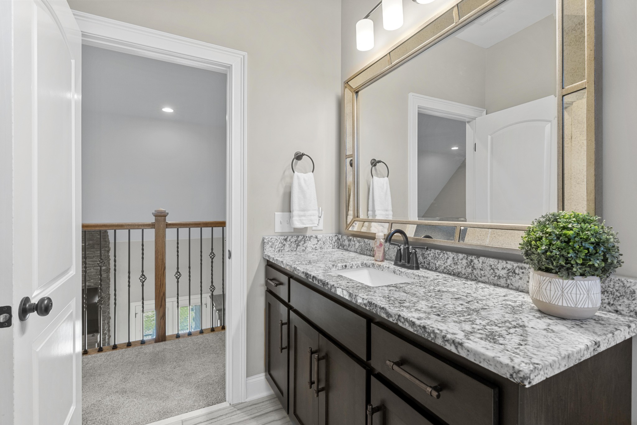 Lebanon, Tennessee, 37090, United States, 3 Bedrooms Bedrooms, ,3 BathroomsBathrooms,Residential,Active,2037108