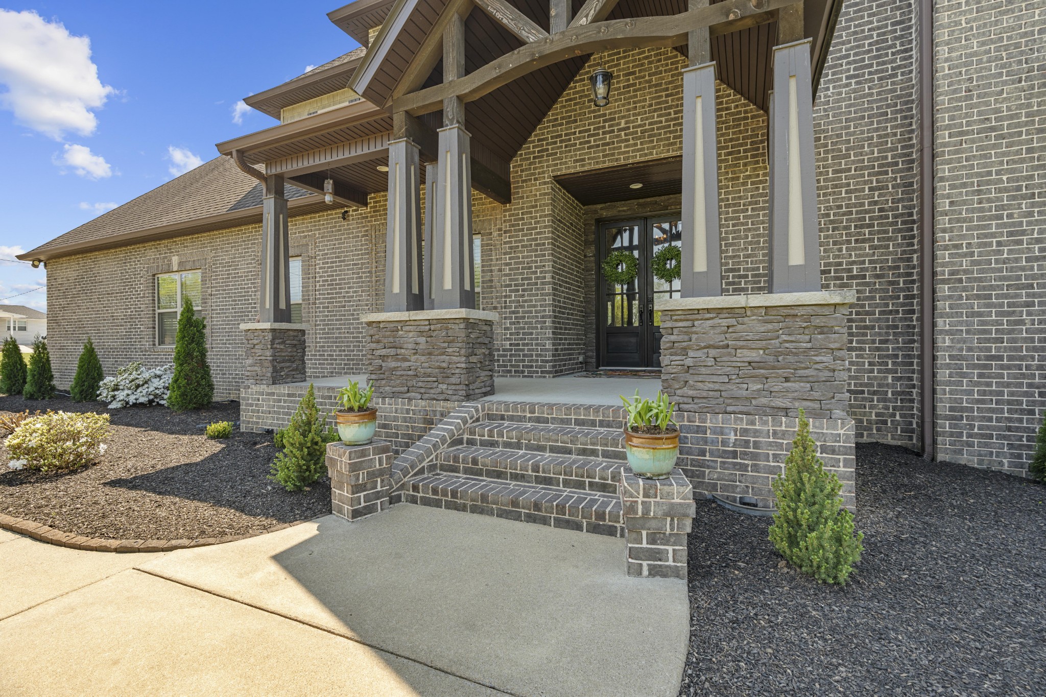 Lebanon, Tennessee, 37090, United States, 3 Bedrooms Bedrooms, ,3 BathroomsBathrooms,Residential,Active,2037108