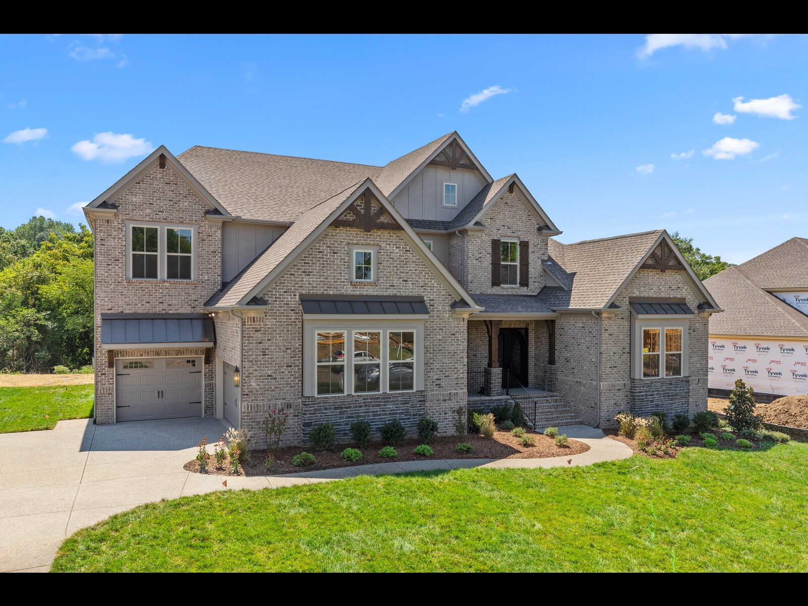 5700 Nola Dr