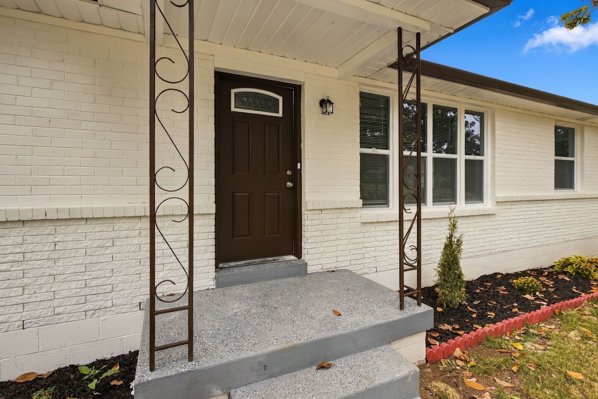 2469 Cabin Hill Rd