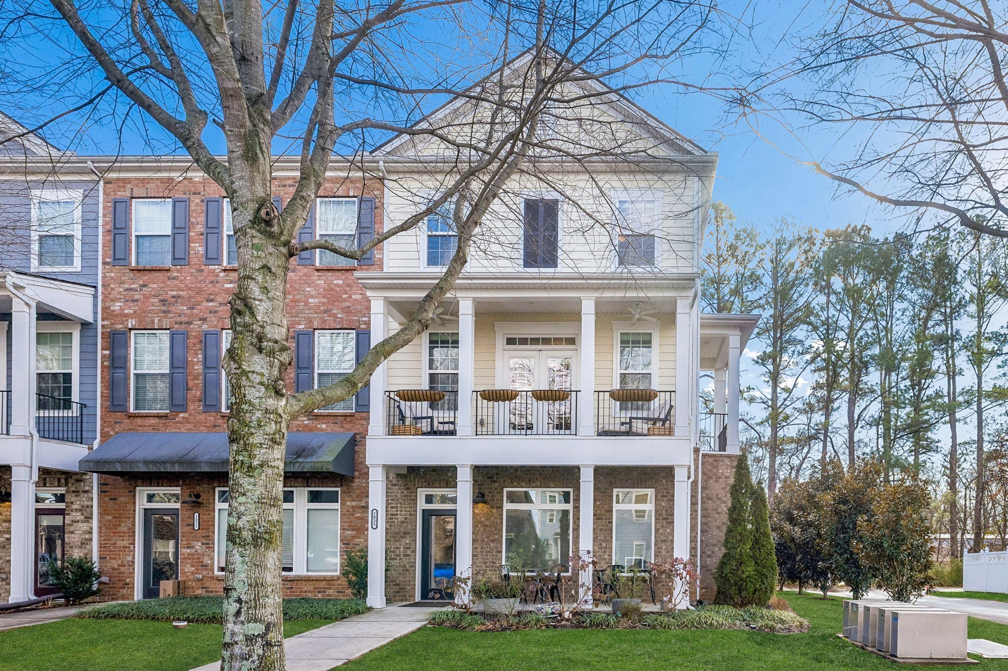 1035 Avery Park Dr