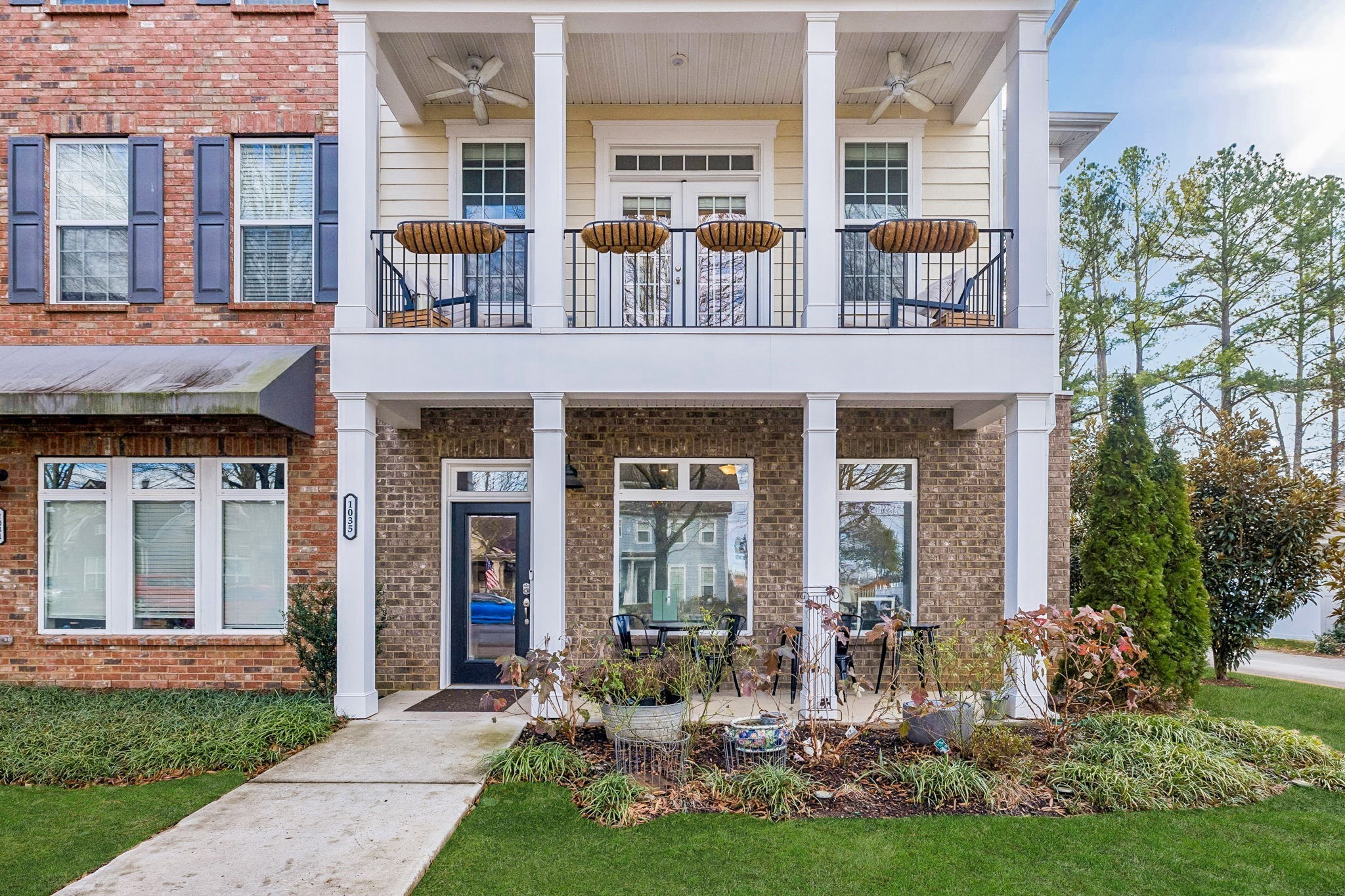 1035 Avery Park Dr