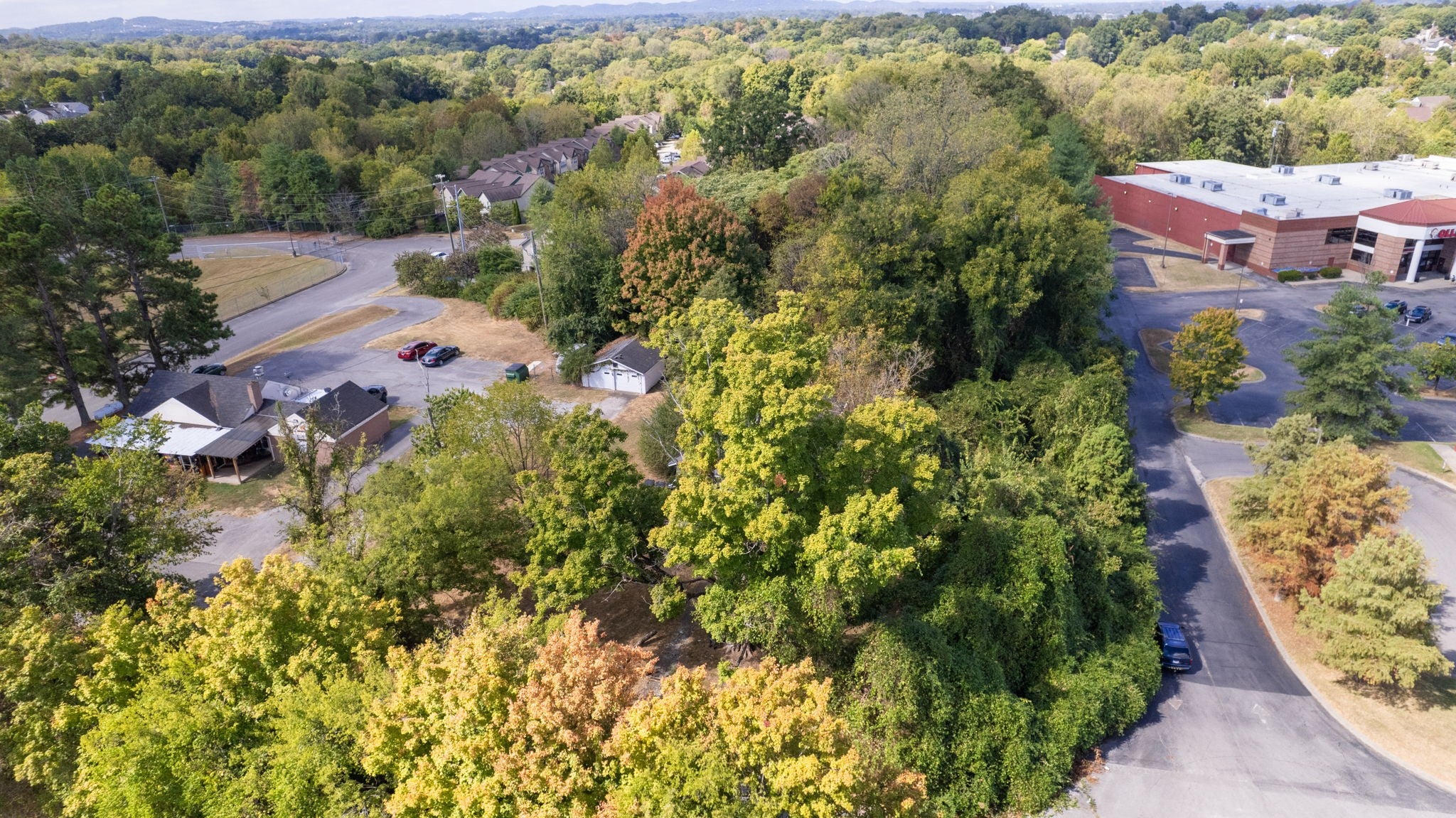 2409 Shumate Ln