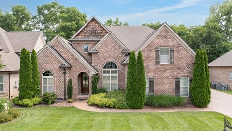 2004 Brisbane Dr Spring Hill TN 37174