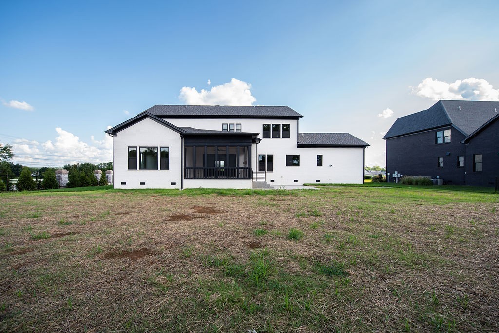 102 Autumn Breeze Dr