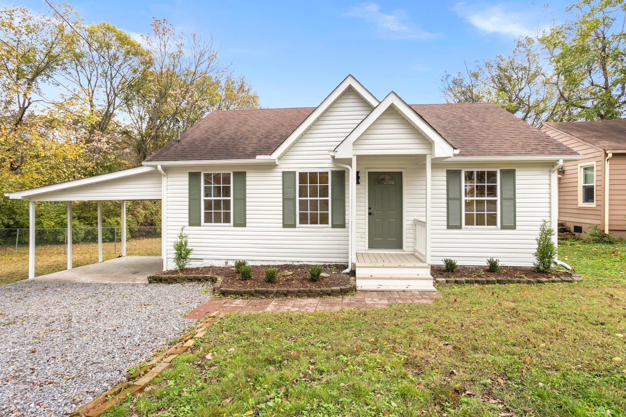 3-bed home at 100 Sadler Ct, Nashville, sold February 17, 2026