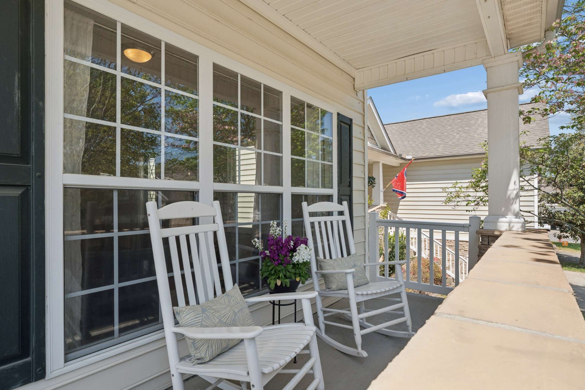 408 Stone Chimney Ct