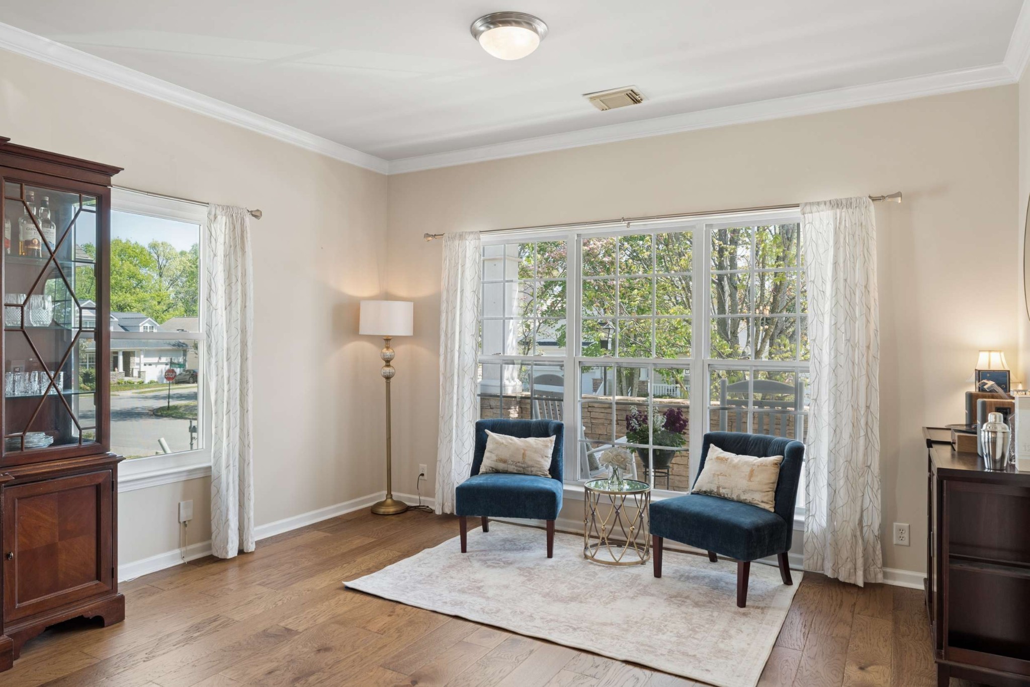 408 Stone Chimney Ct