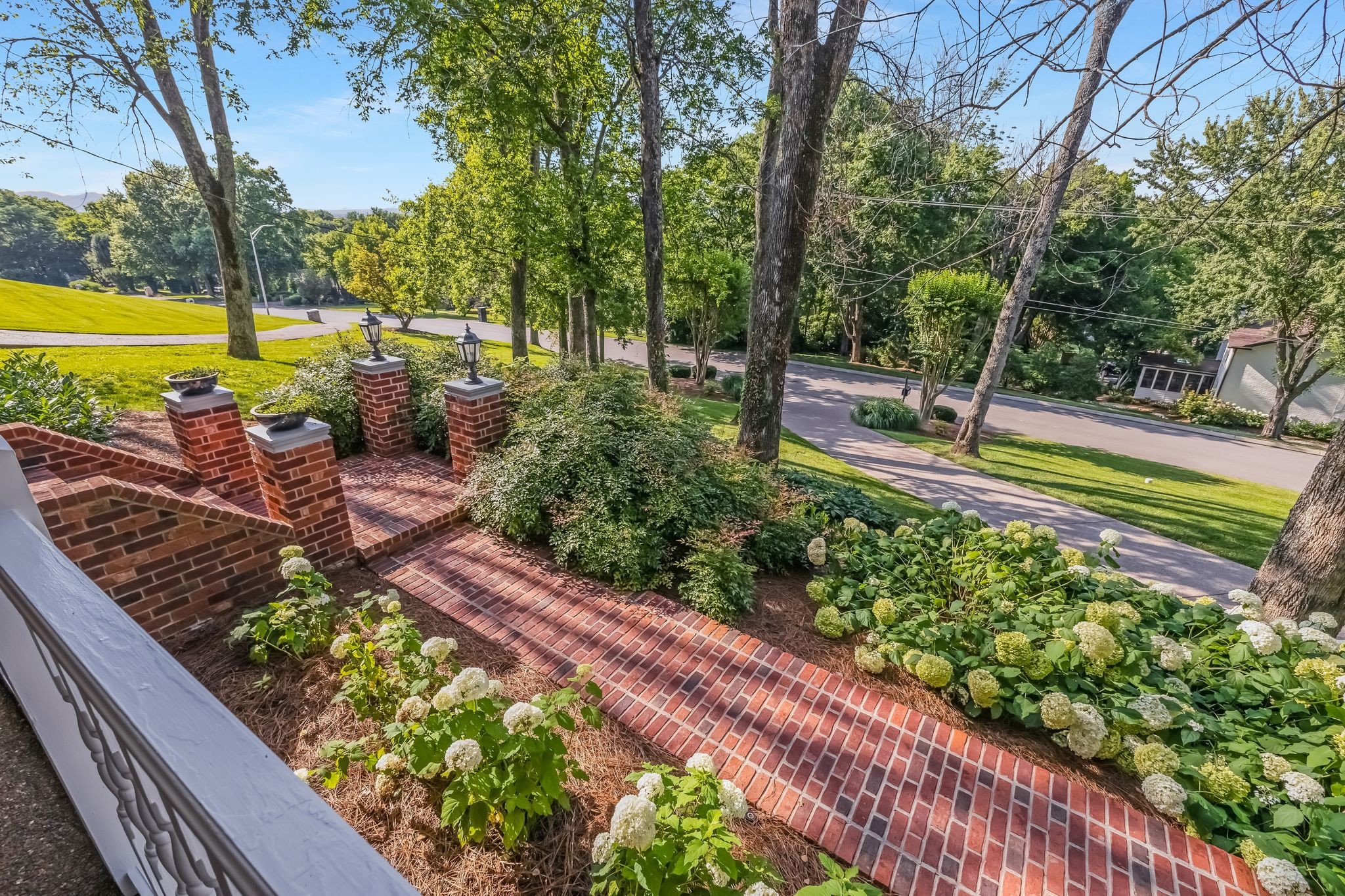 9211 Fox Run Dr