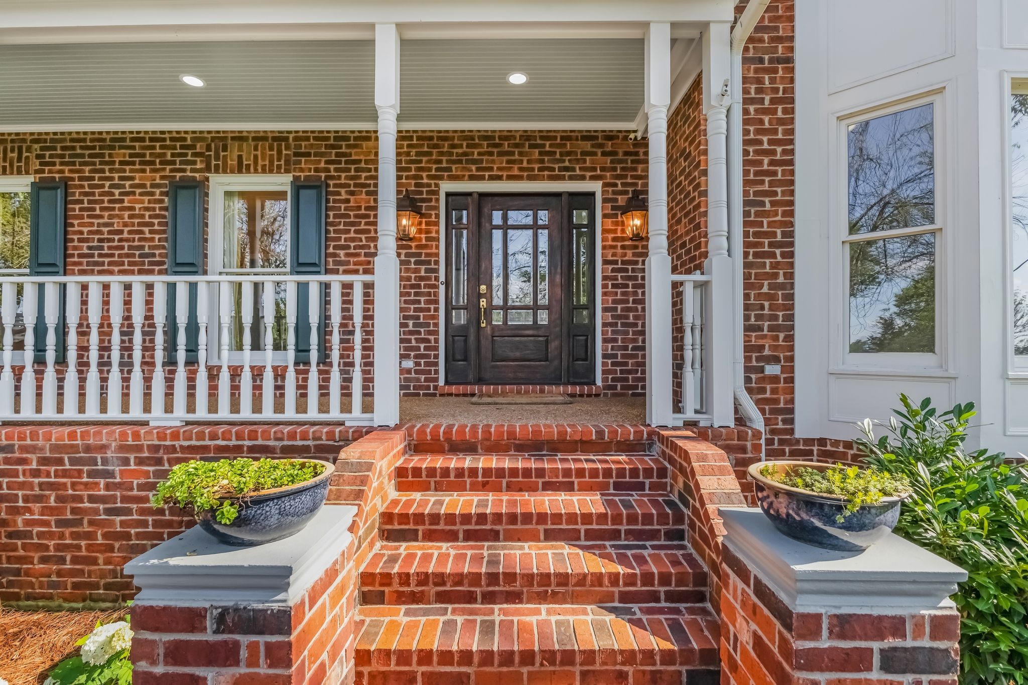 9211 Fox Run Dr