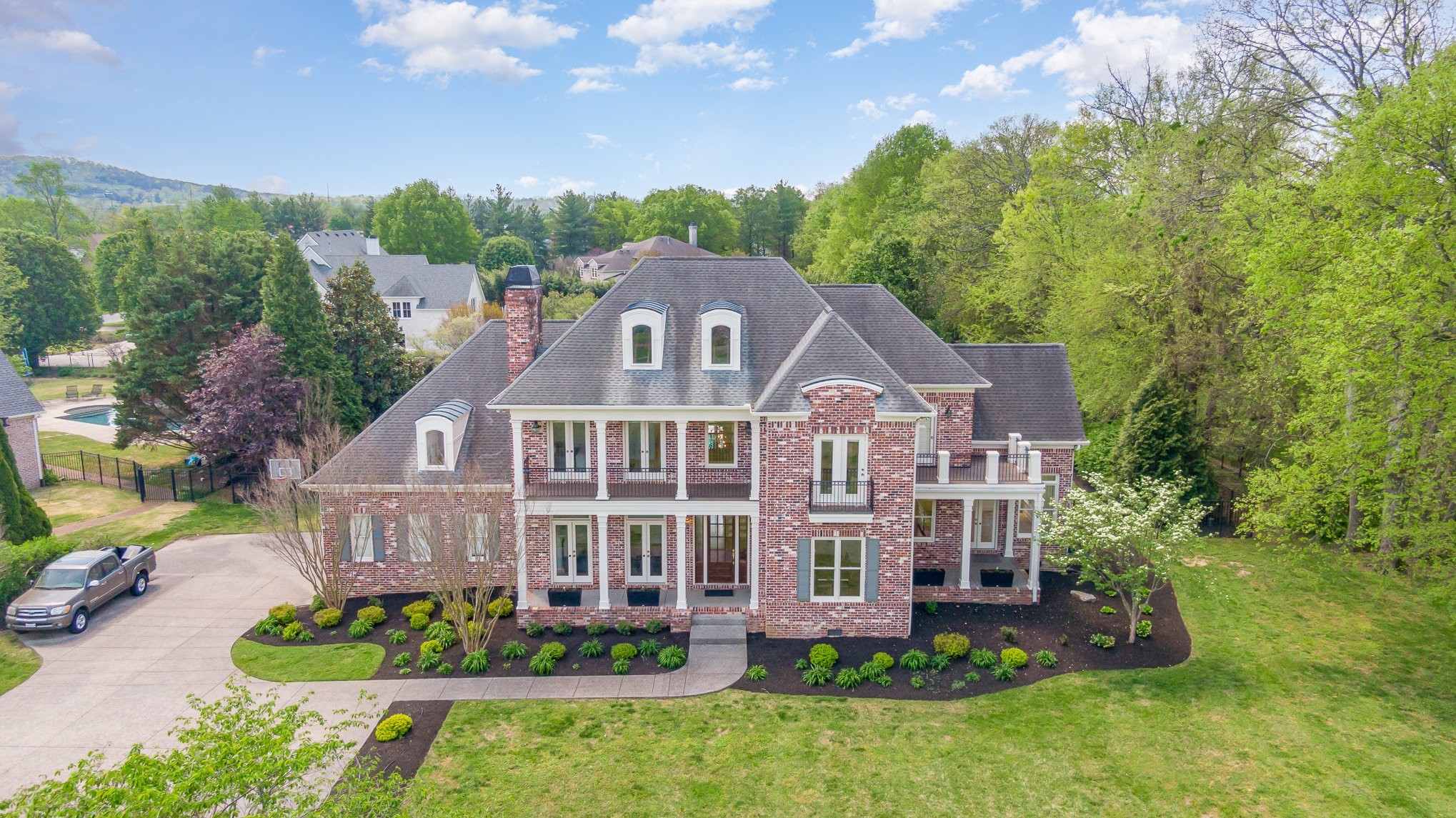 105 Alpine Ct