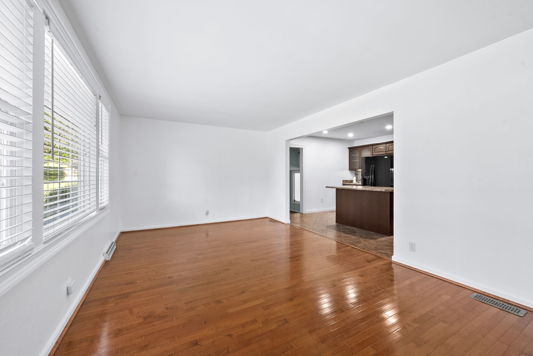608 Vinson Dr