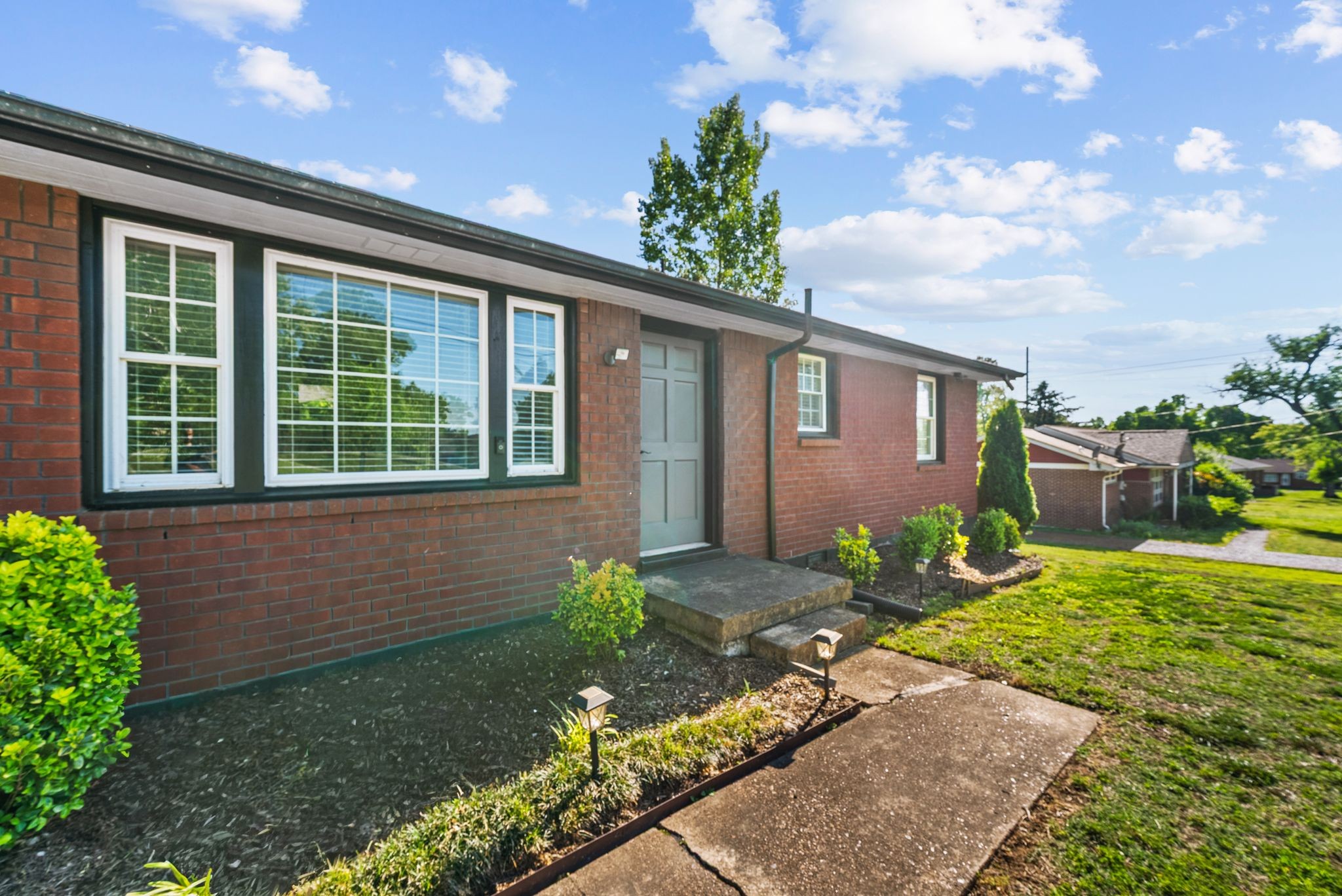 608 Vinson Dr