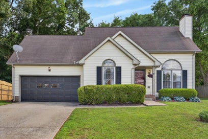 472 Bamburg Dr Clarksville TN 37040