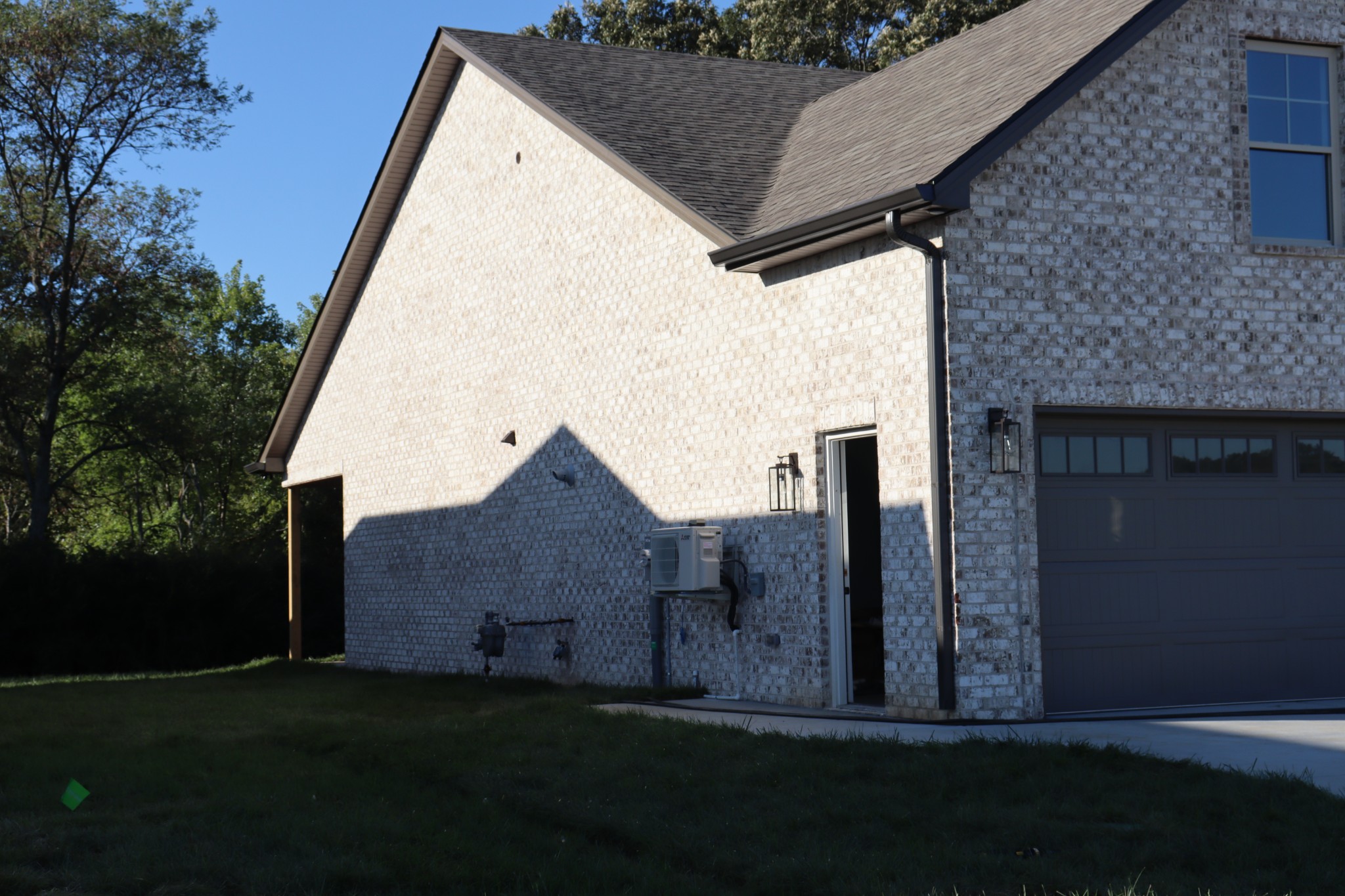 718 Southern Pine Trl