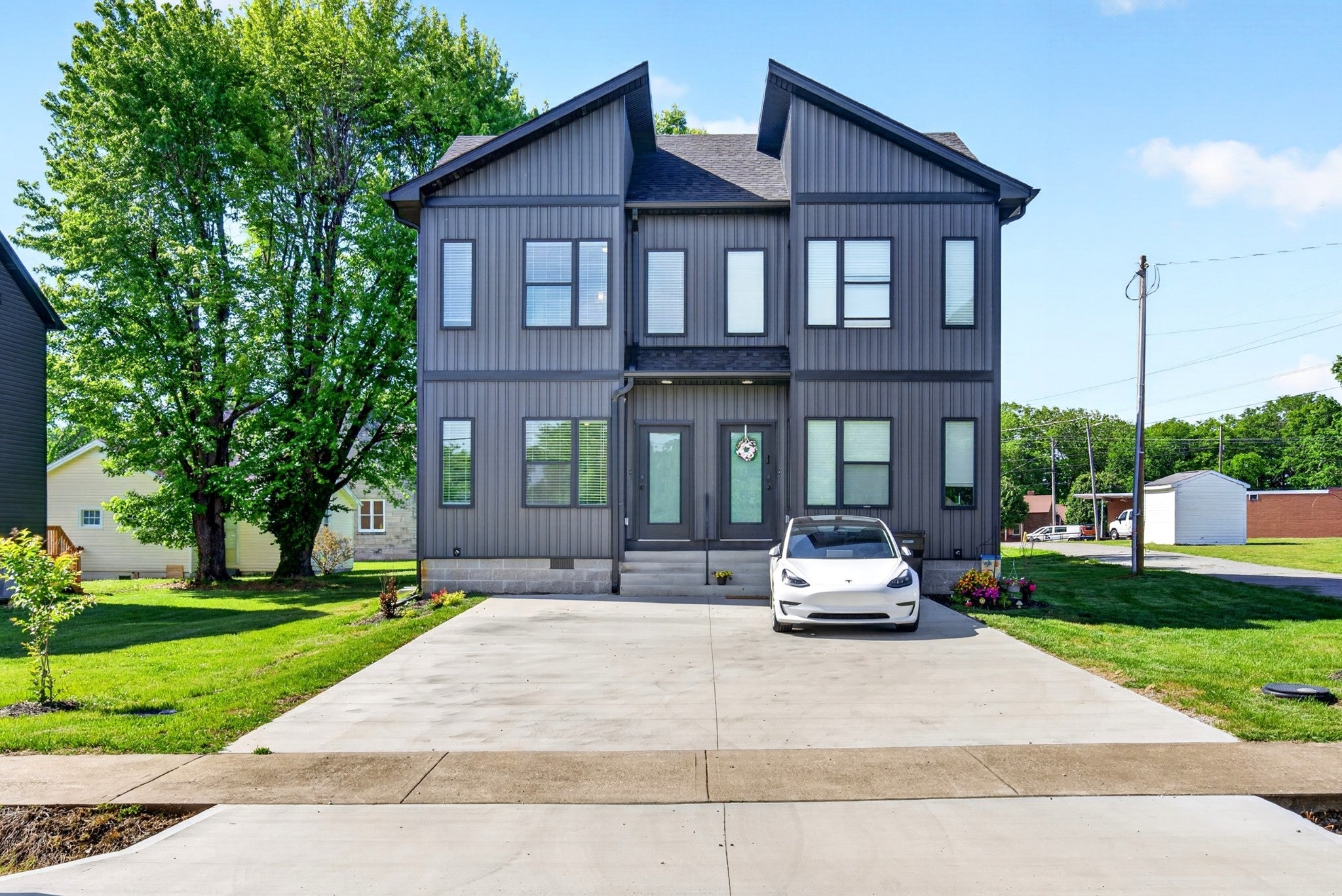 230 Third St