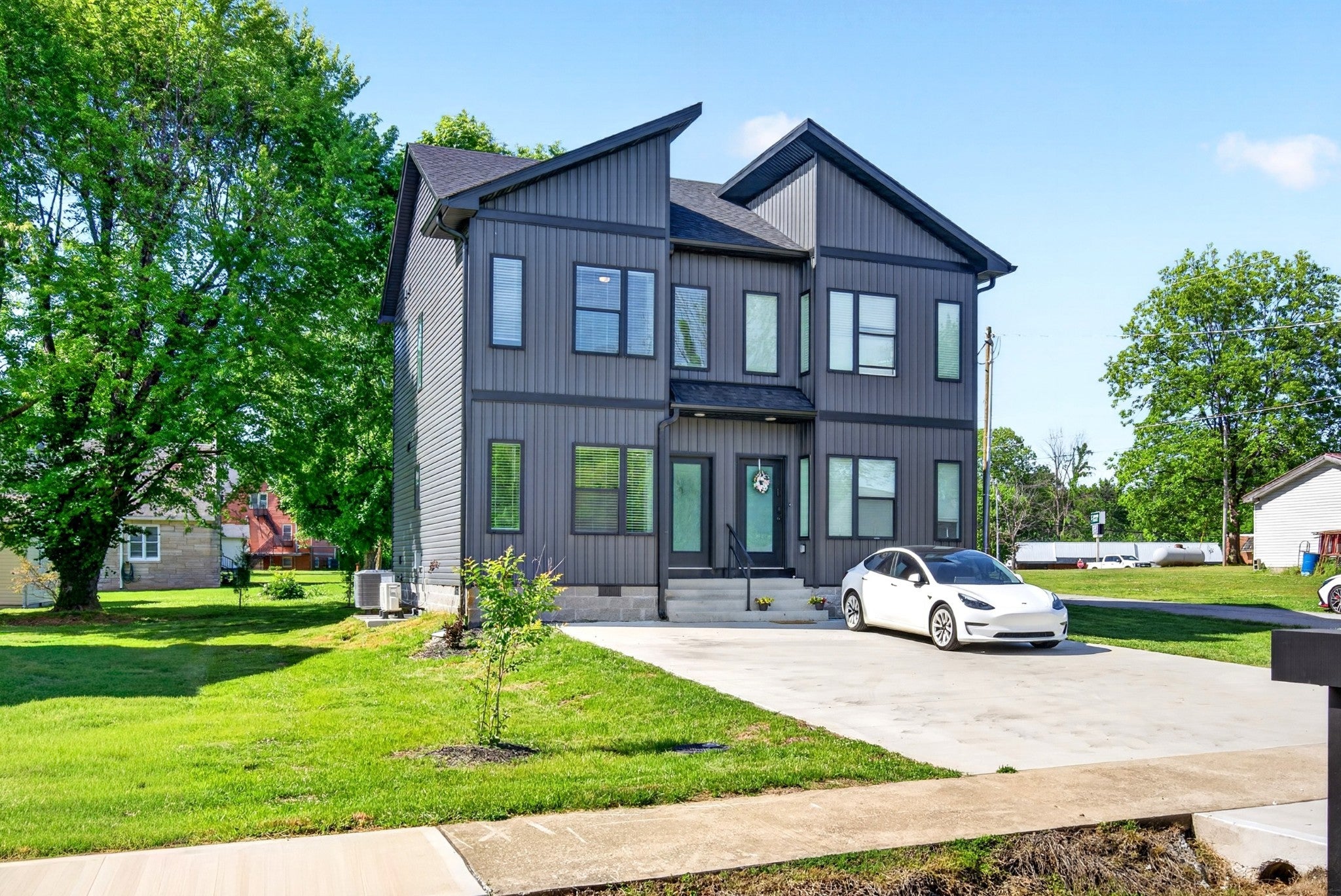 230 Third St