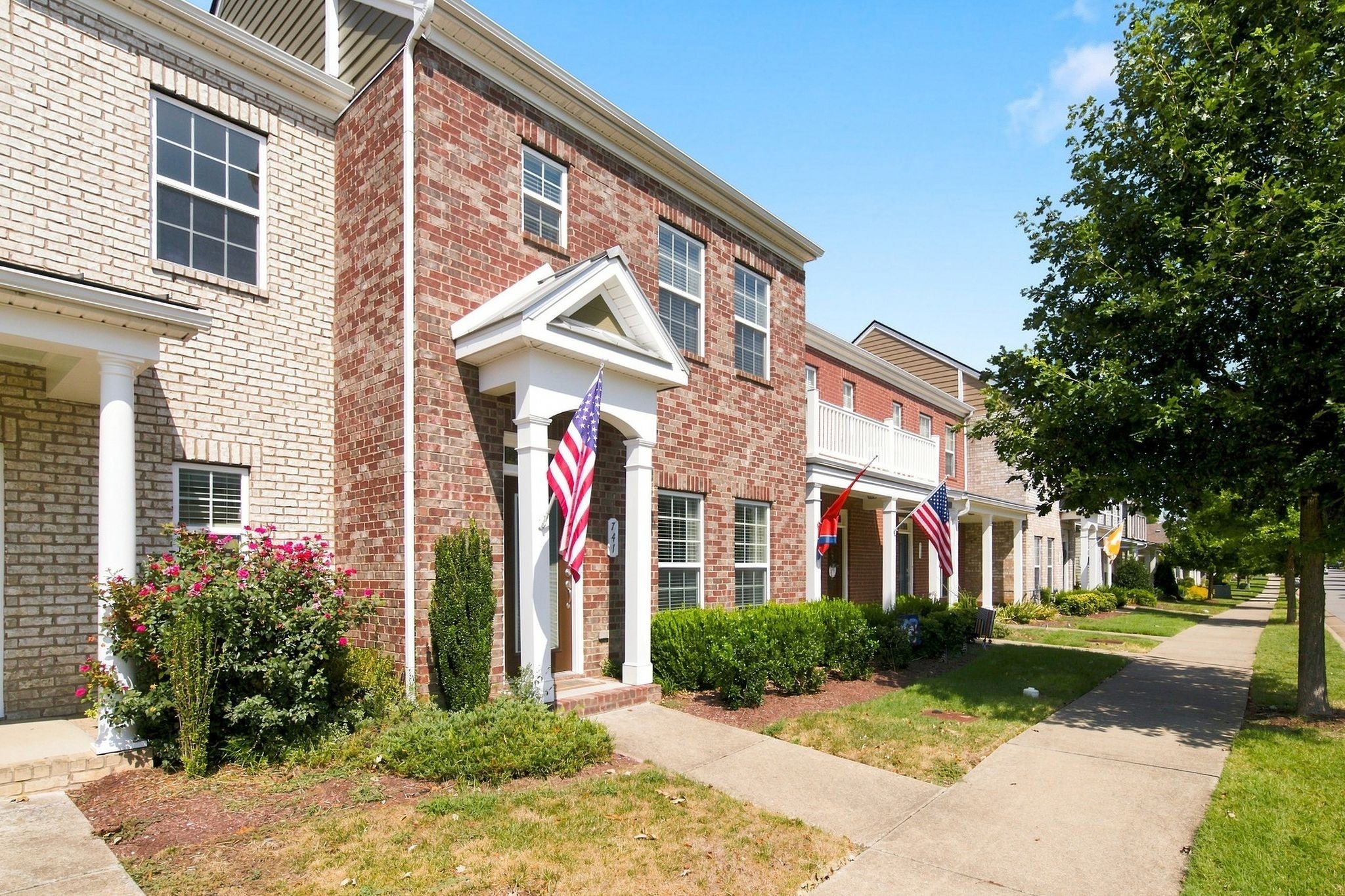 3-bed condo for sale in Nolensville, TN 37135, 741 Westcott Ln 741 Westcott Ln, Nolensville TN 37135 3-bed condo, photo 2 of 26