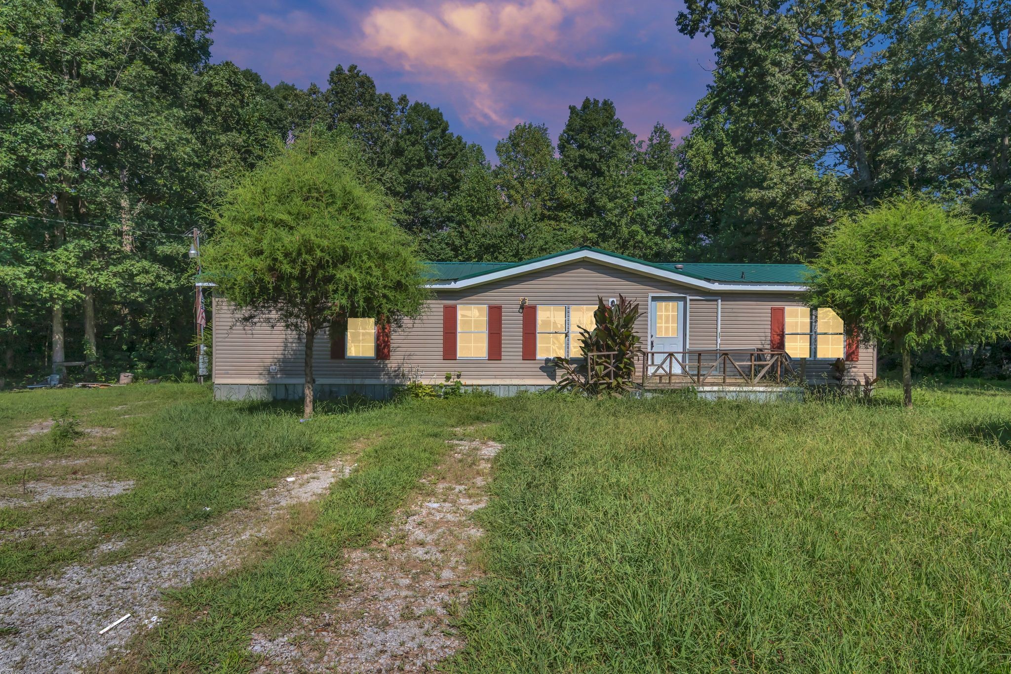 382 Shelley Rd