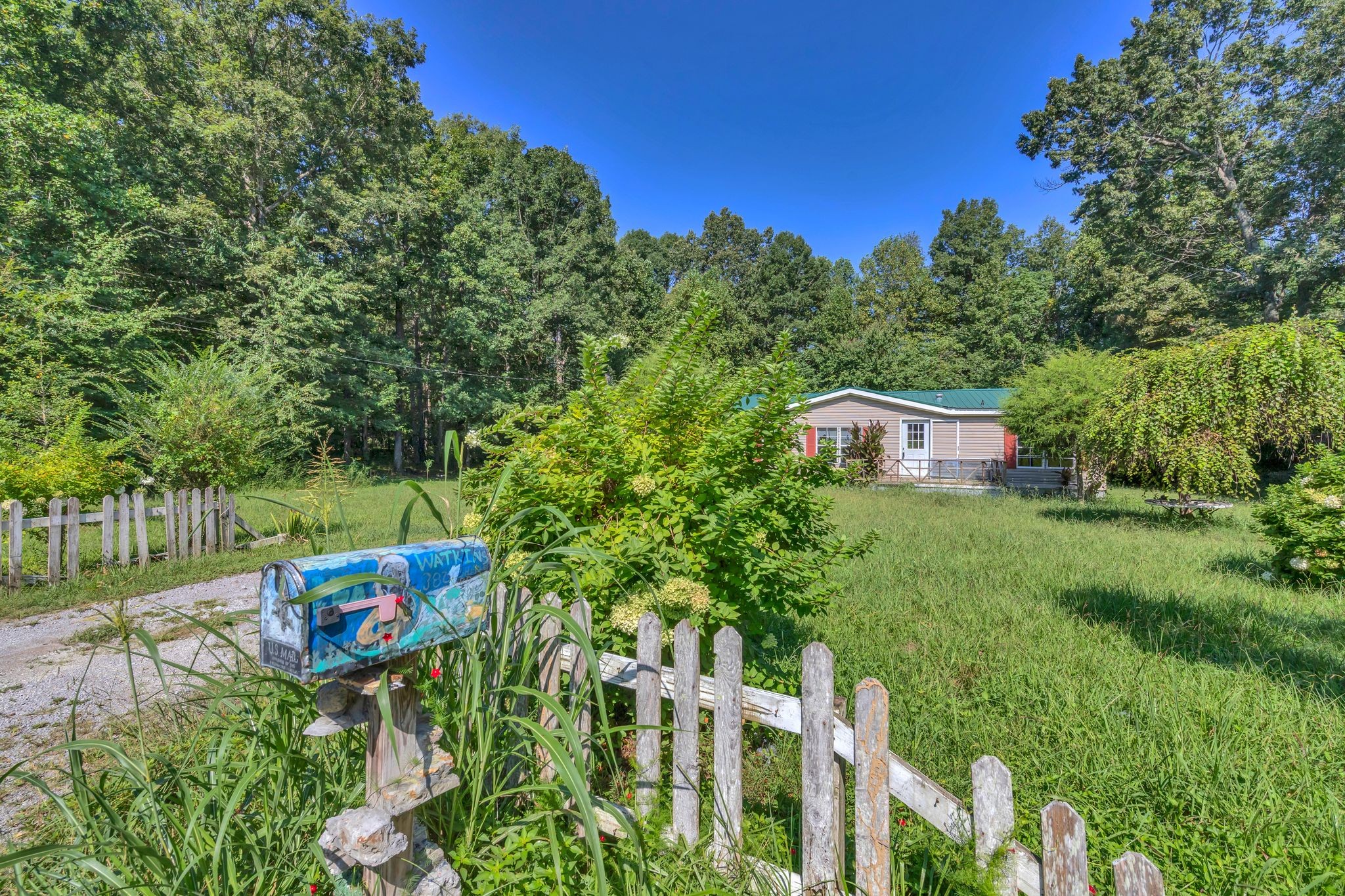 382 Shelley Rd
