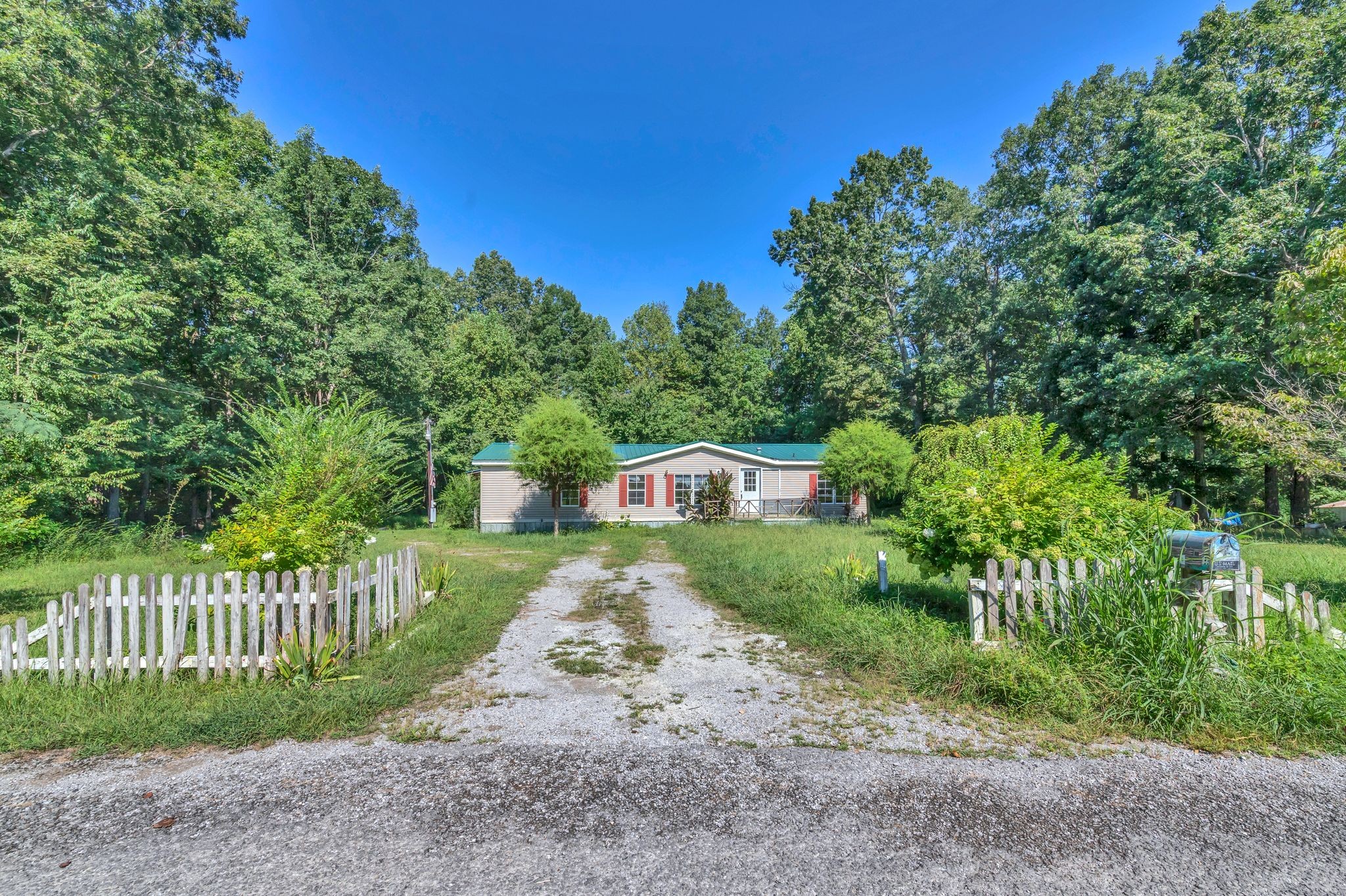382 Shelley Rd