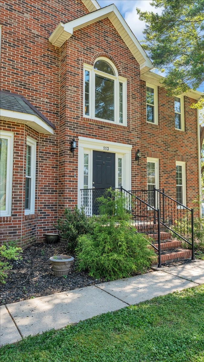 113 Thomaswood Chase