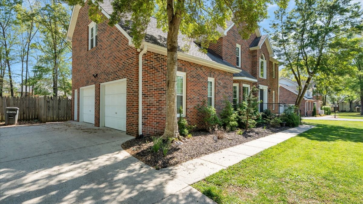 113 Thomaswood Chase