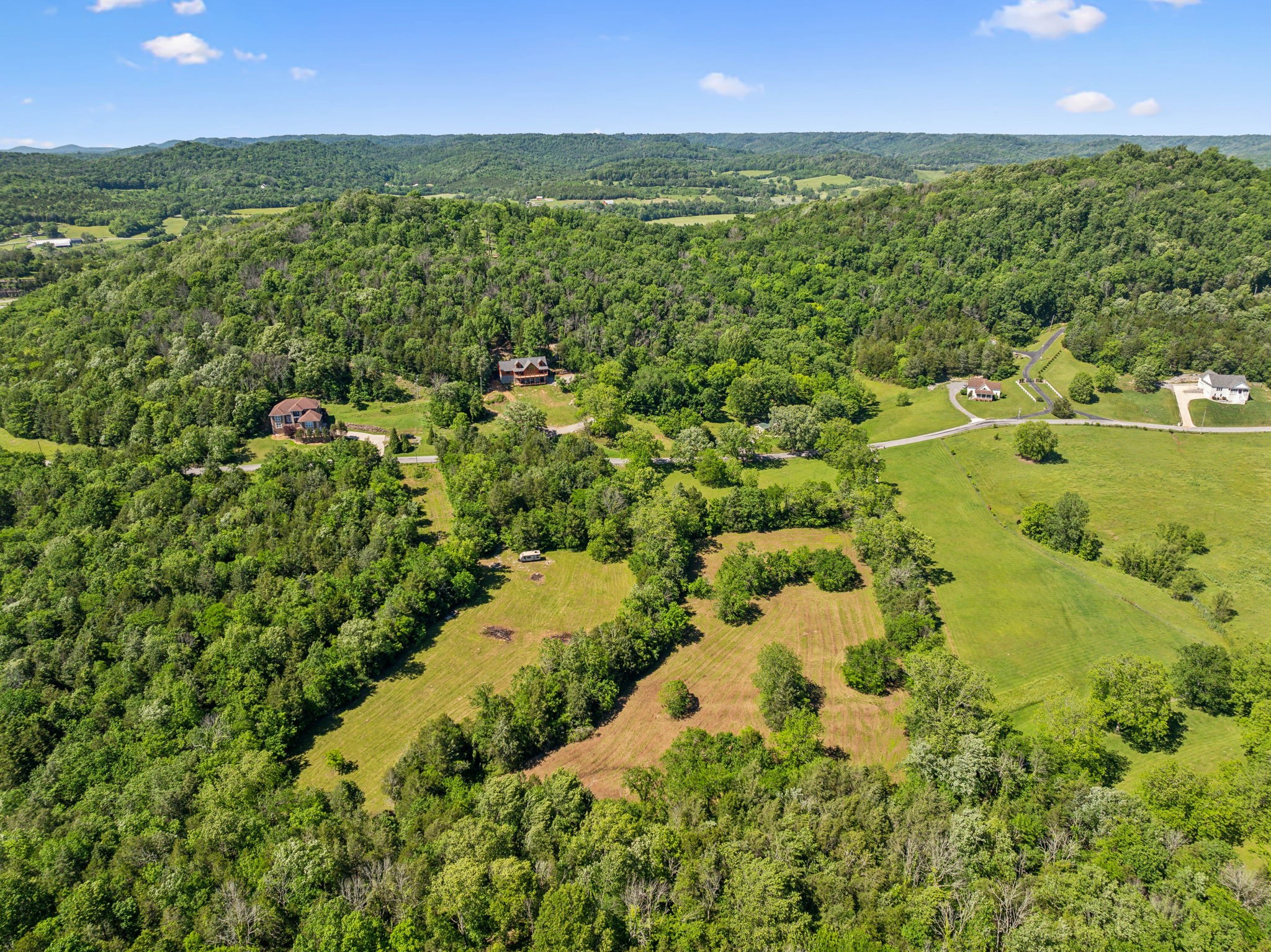 180 Lake Hollow