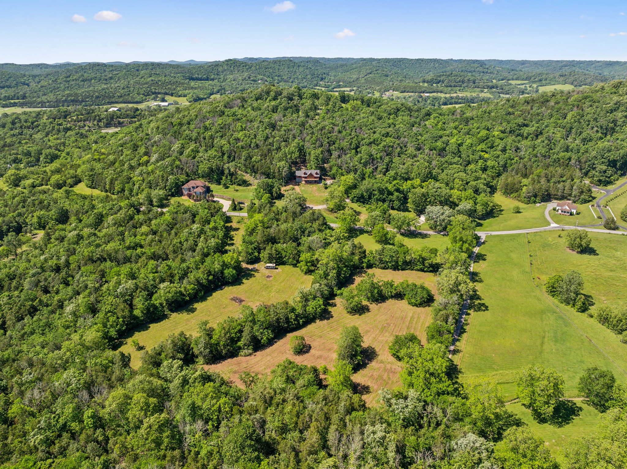 180 Lake Hollow