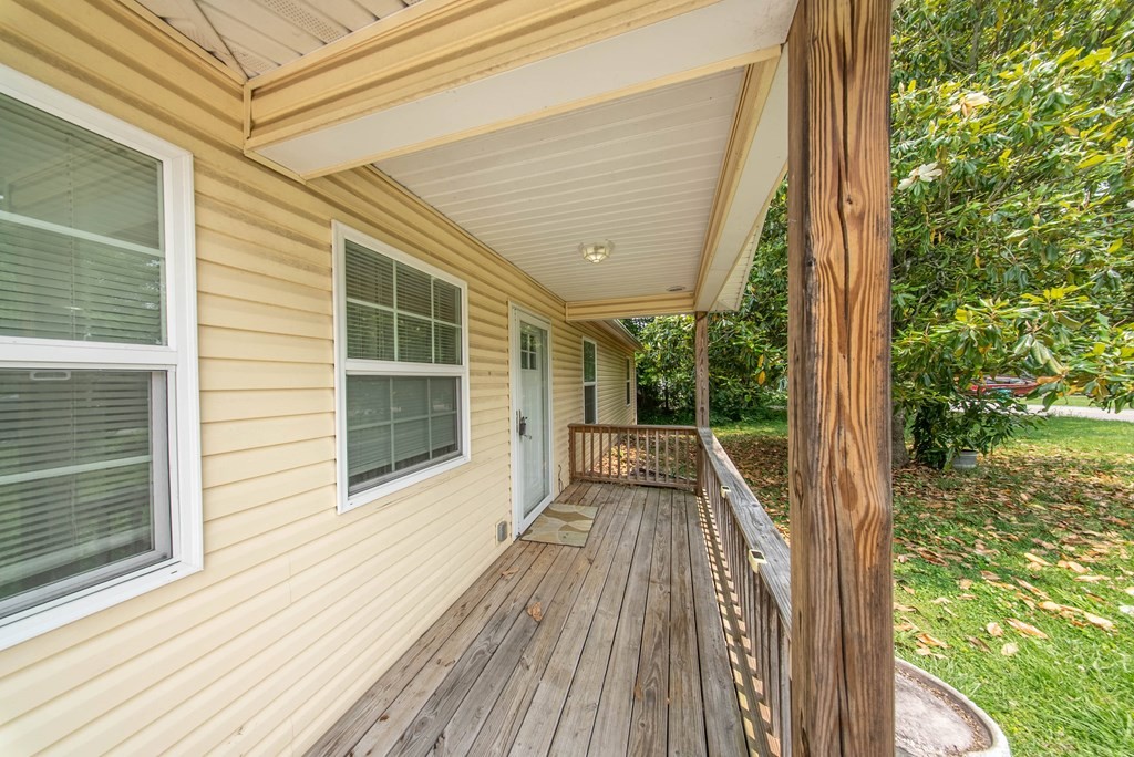96 Benwick Dr
