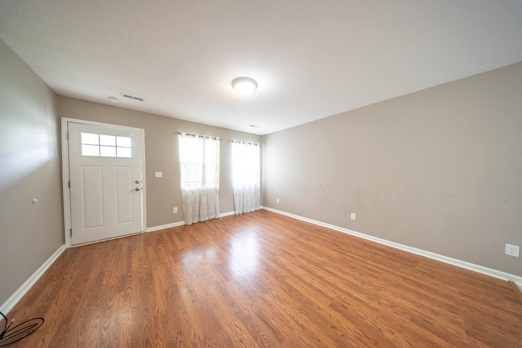 96 Benwick Dr