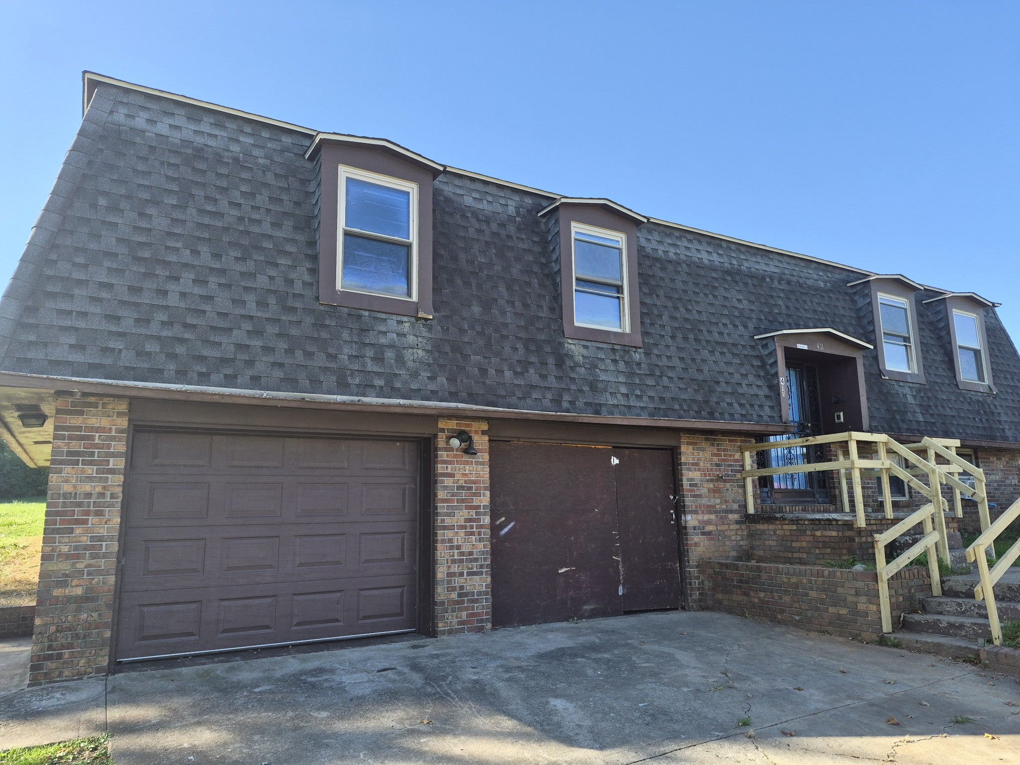411 Kildare Dr