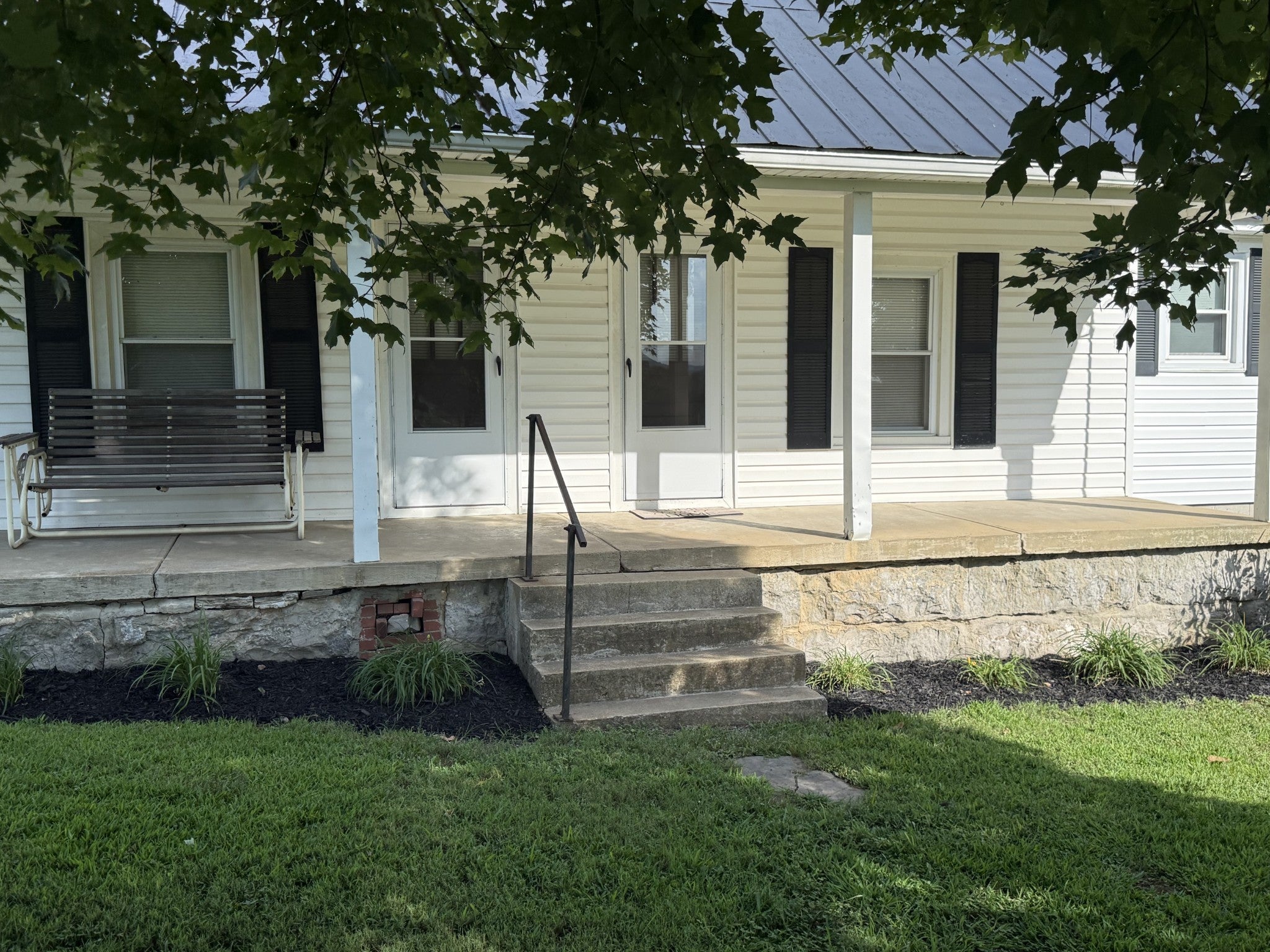 328 Young Branch Rd