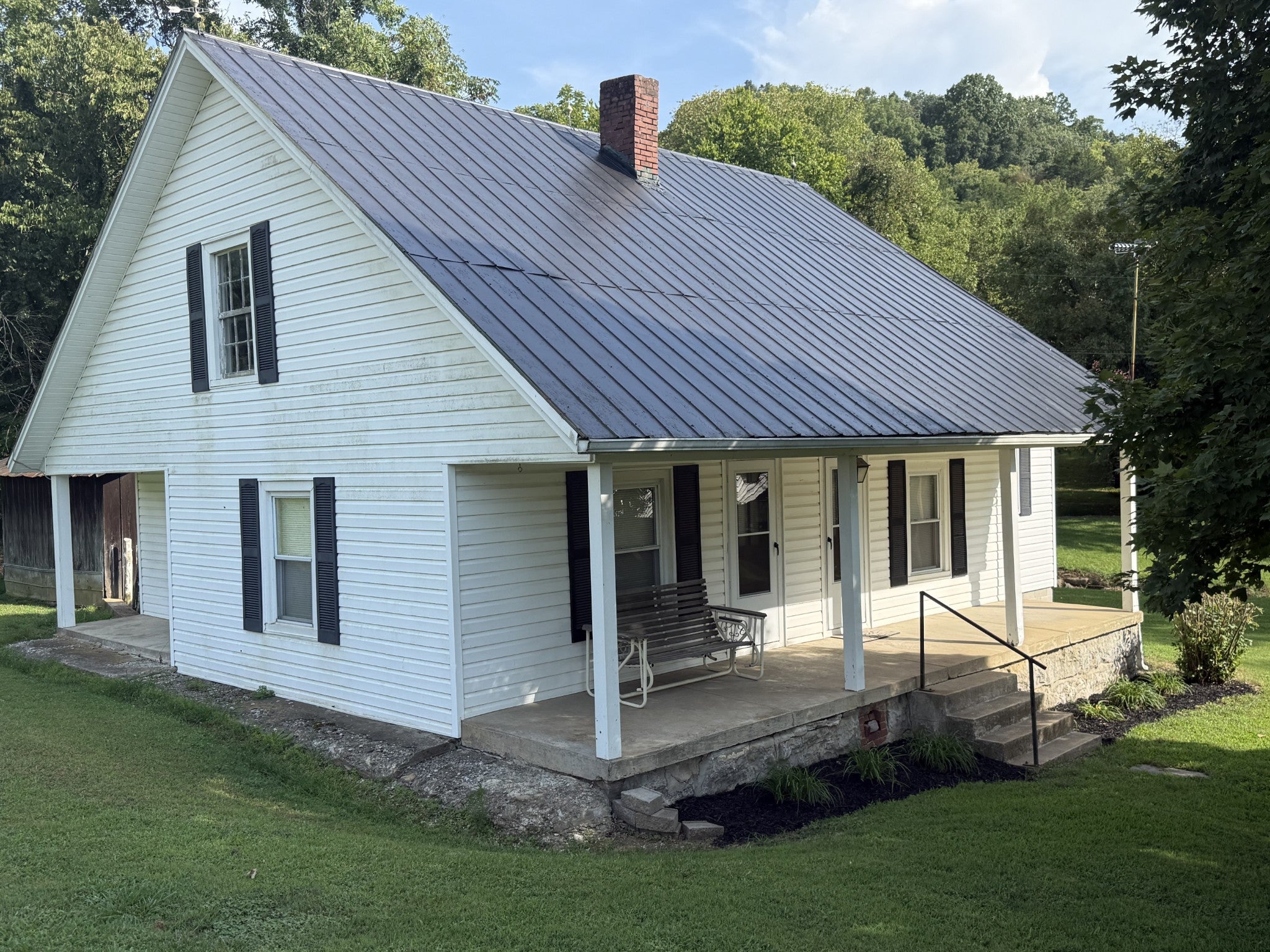 328 Young Branch Rd