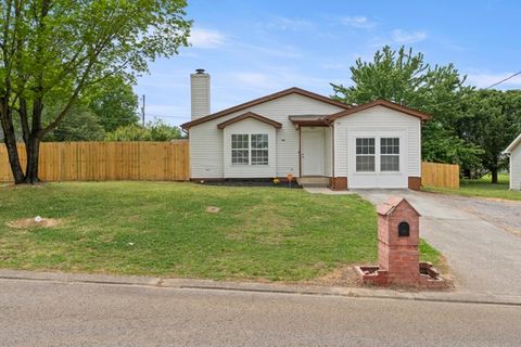 421 Cedar Park Cir La Vergne TN 37086