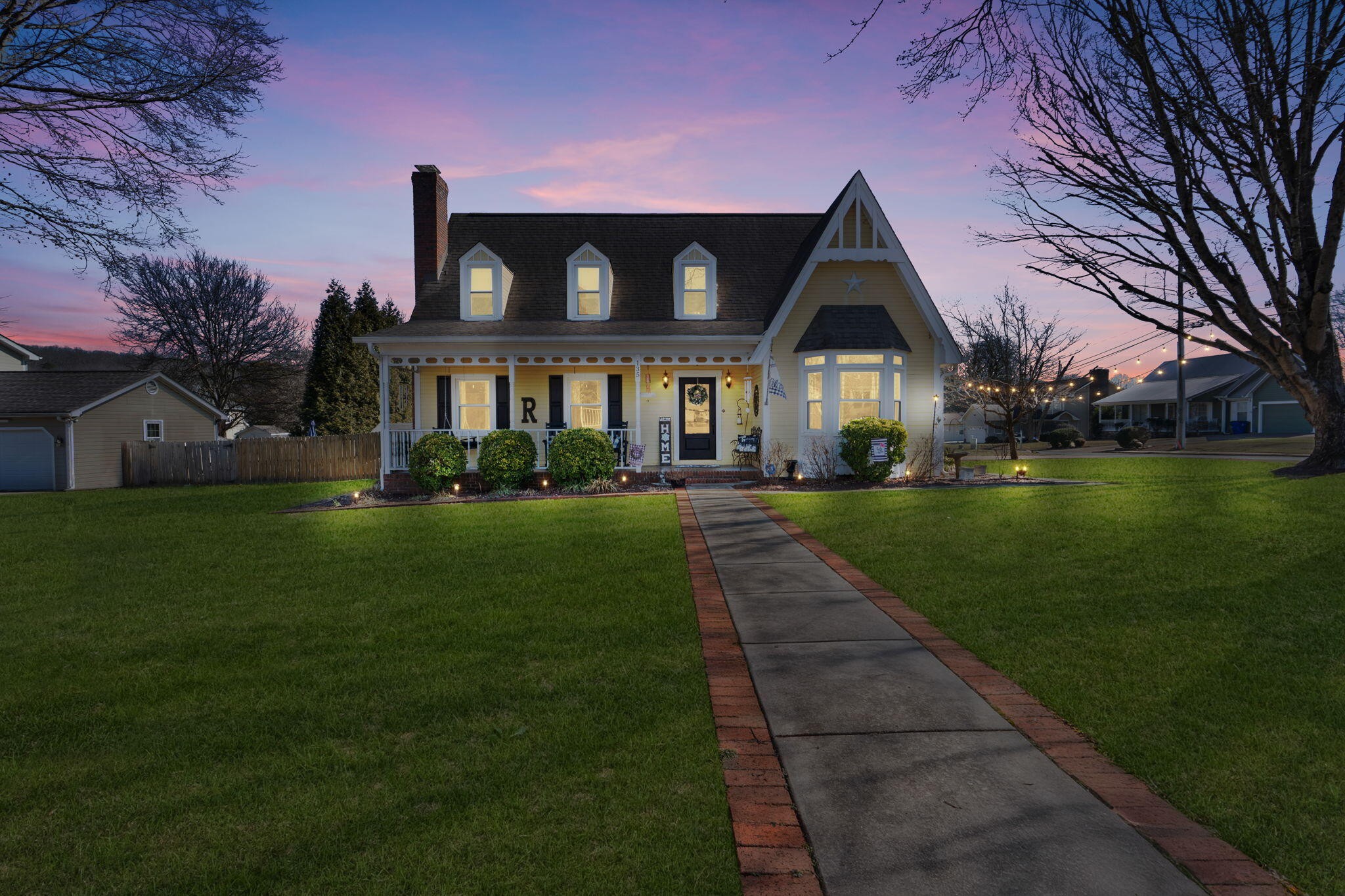 135 Hunters Run Circle NW