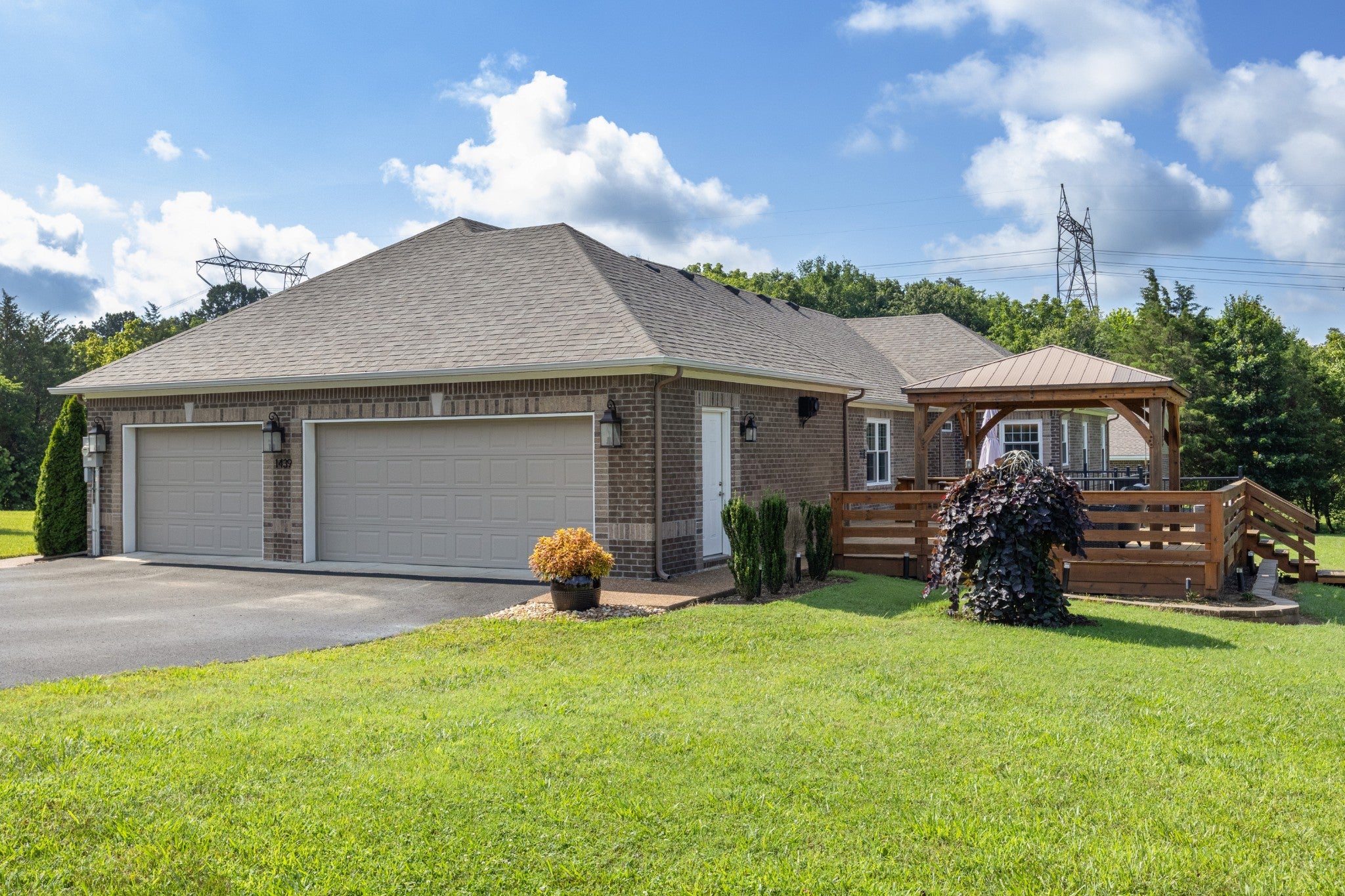 1439 Cliff Amos Rd