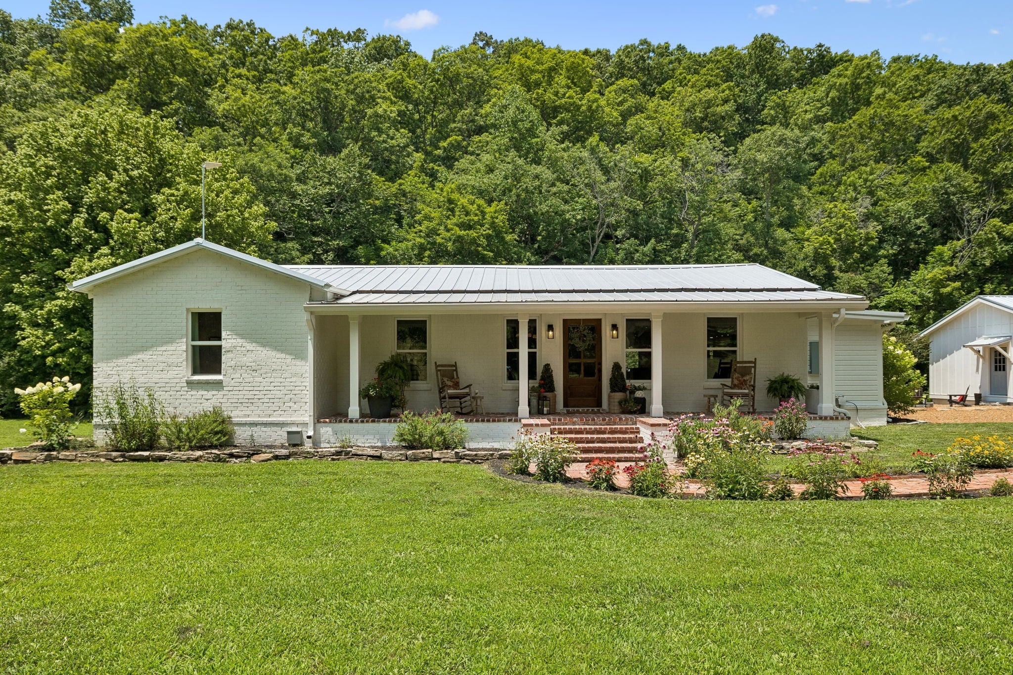 8188 Shoals Branch Rd