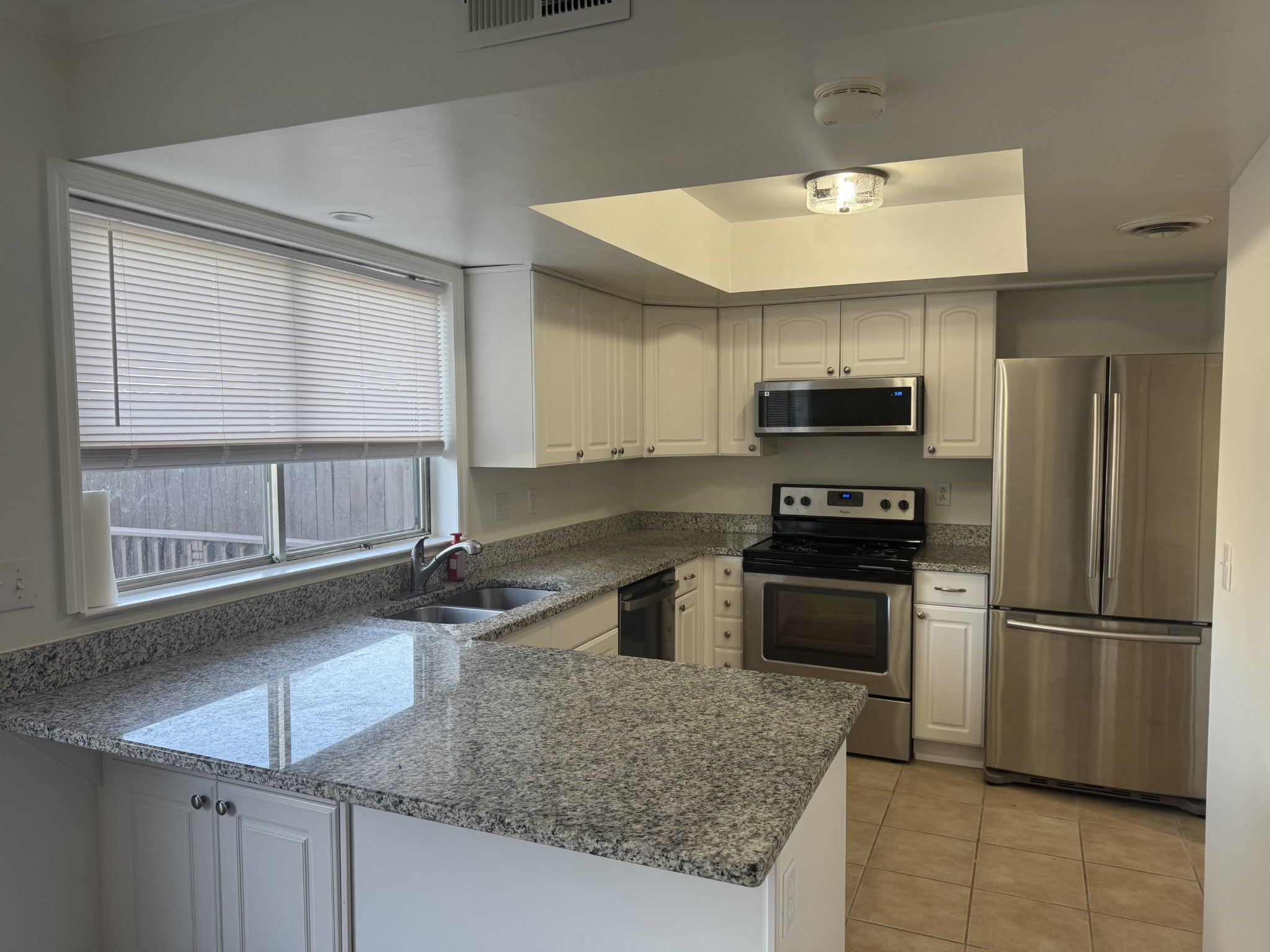 3-bed condo for sale in Nashville, TN 37211, 450 Huntington Ridge Dr 450 Huntington Ridge Dr, Nashville TN 37211 3-bed condo, photo 3 of 30