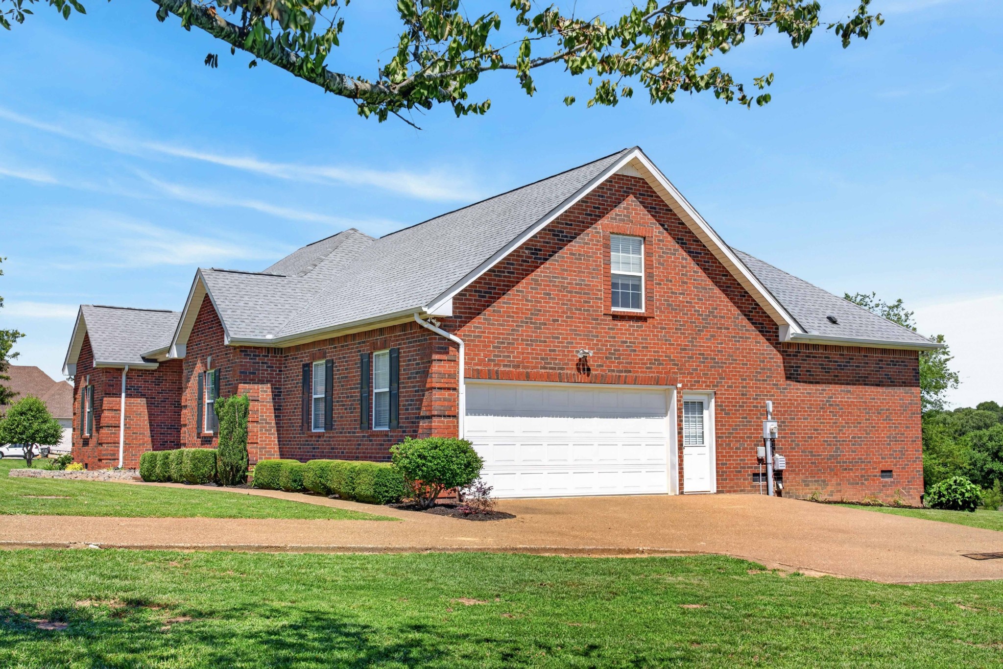 106 Overlook Ct