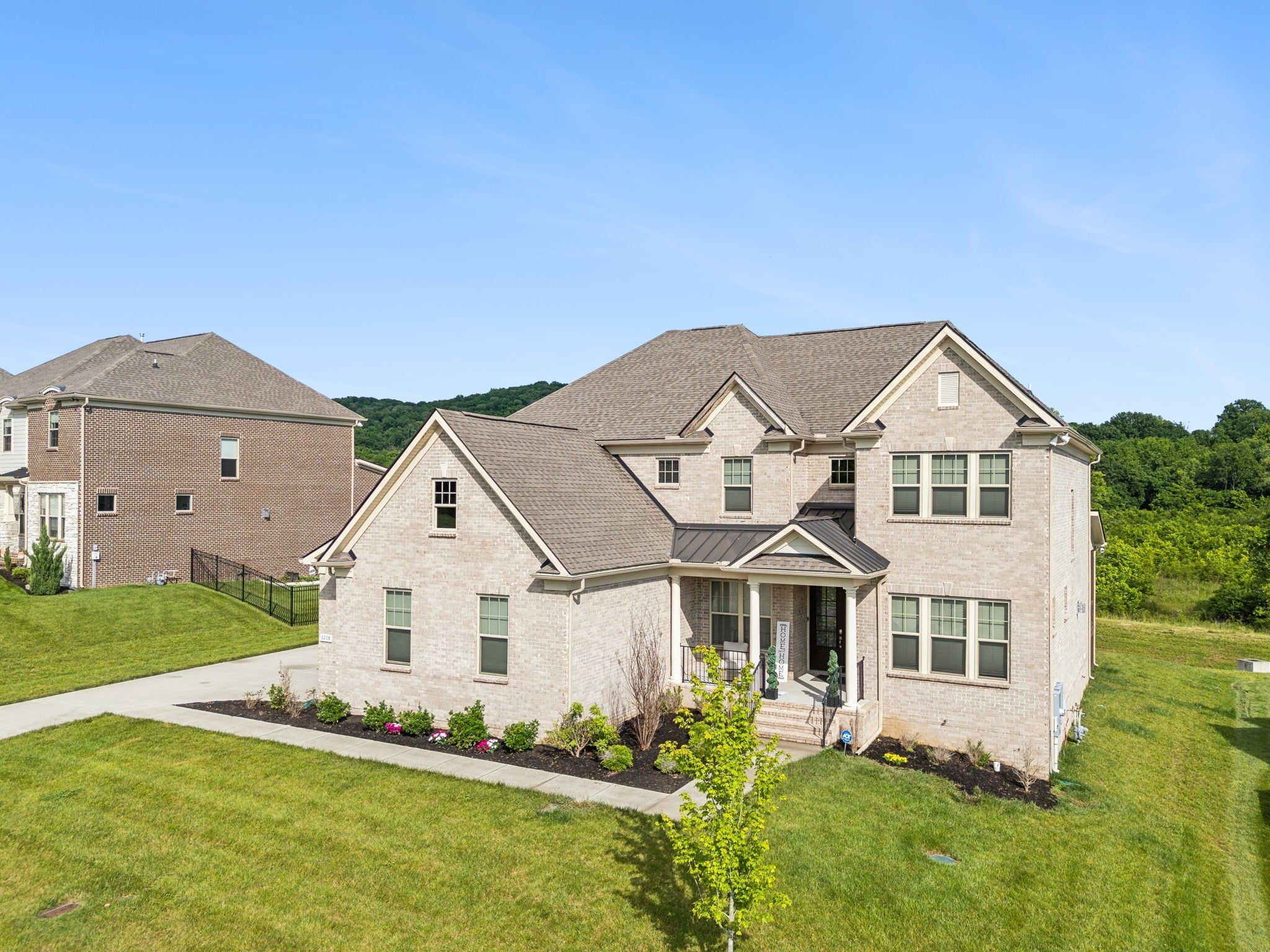 3208 Chase Point Dr