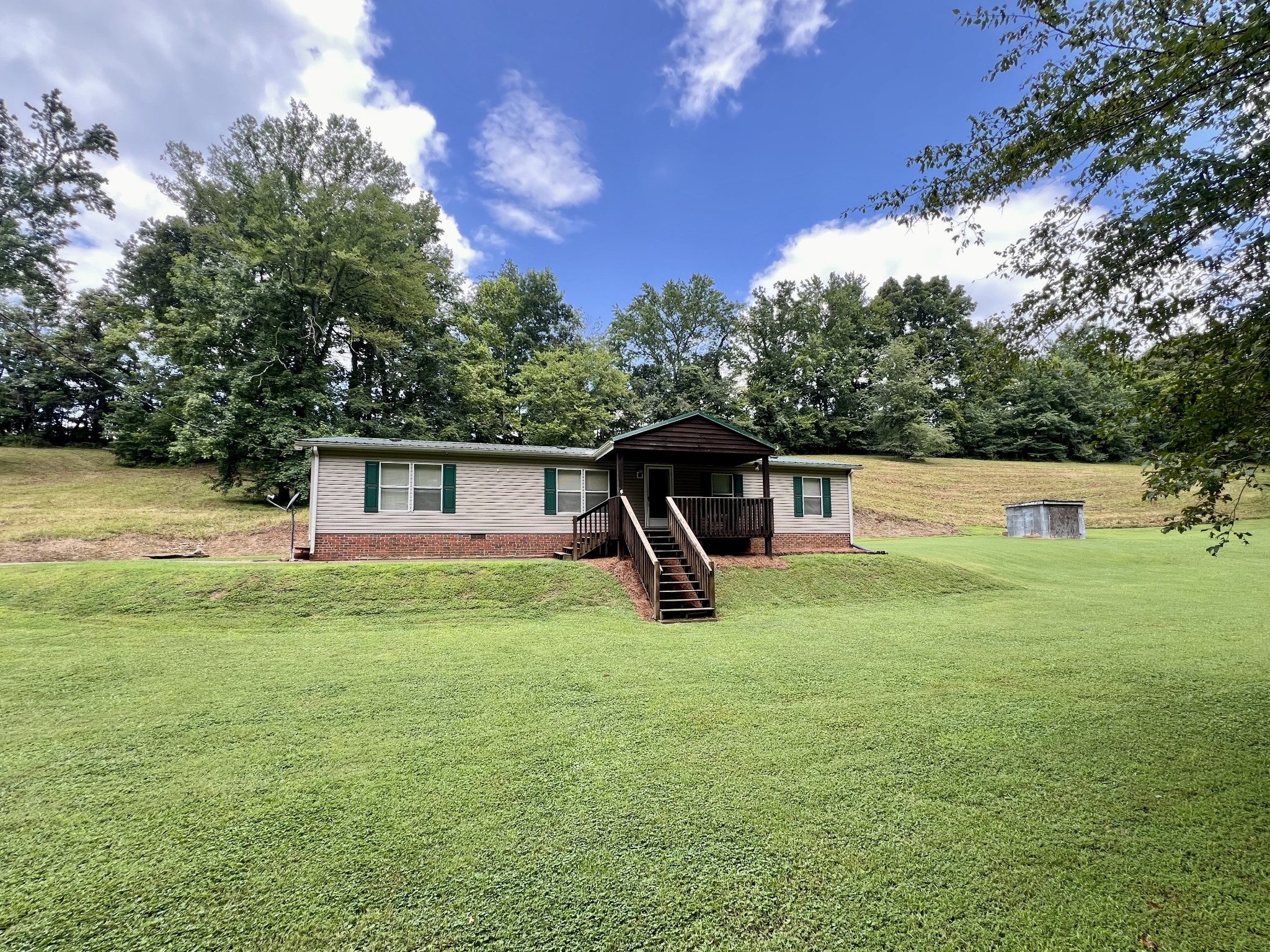 7090 Clear Creek Rd