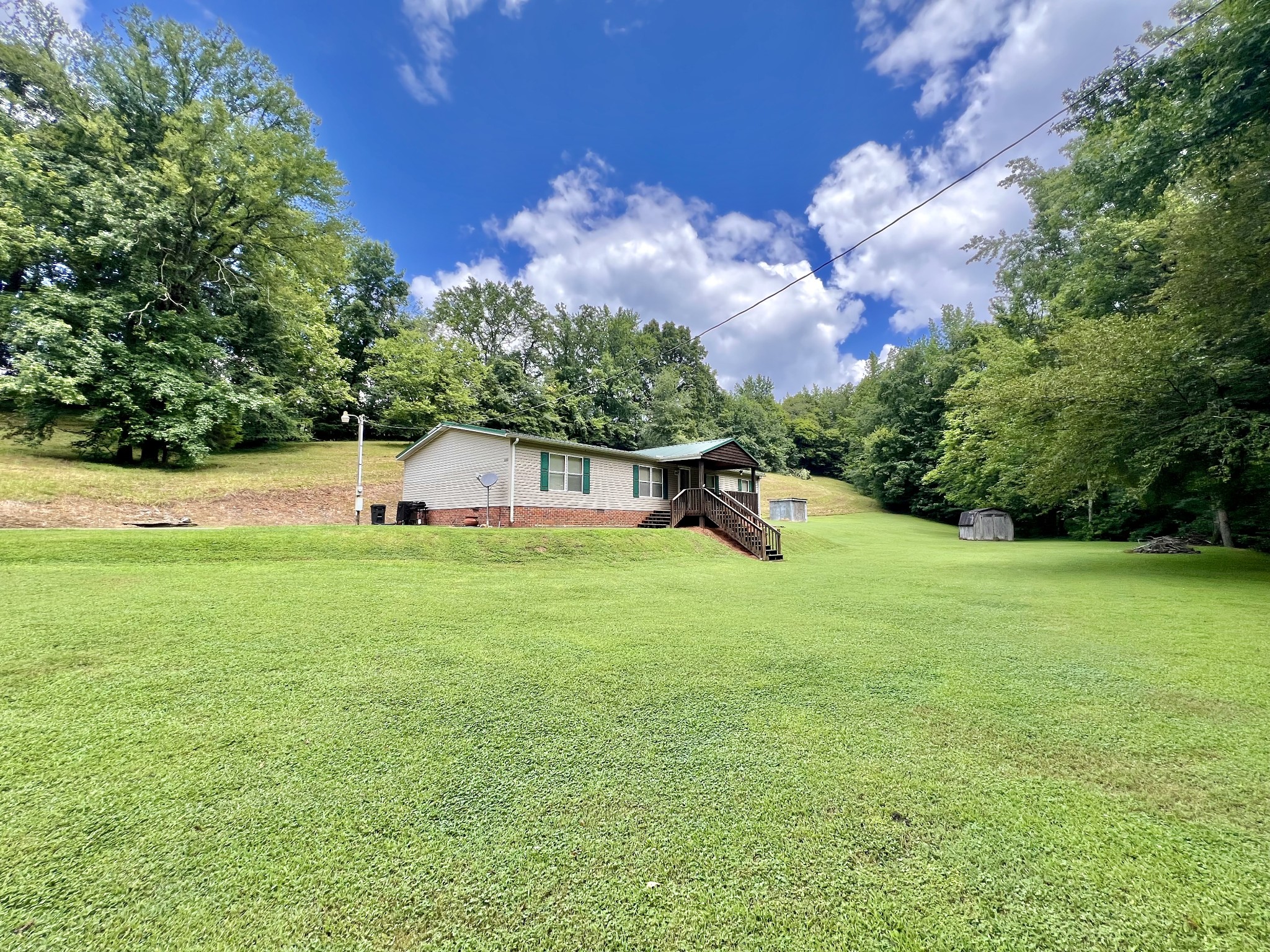 7090 Clear Creek Rd
