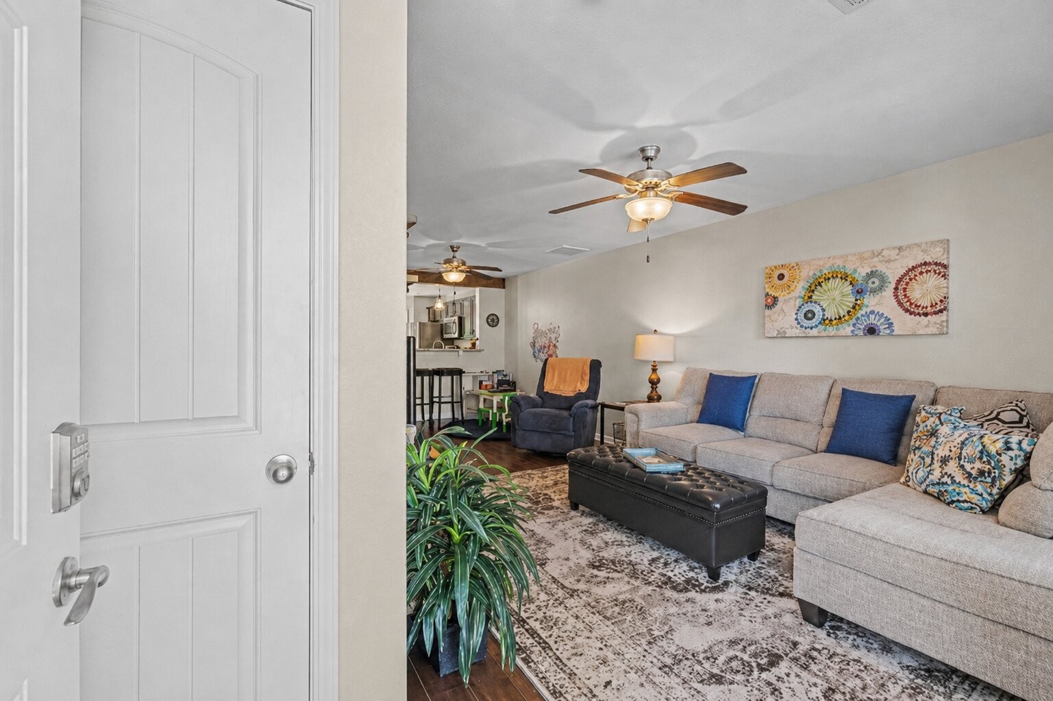162 Cobblestone Place Dr