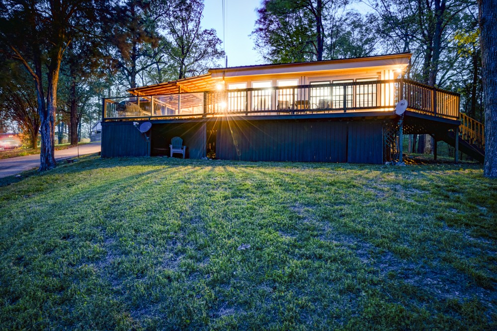 54 Lookout Ln