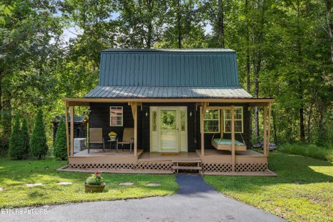 Photo of 1105 Silver Poplar Lane, Sevierville, TN 37876 (MLS # 3602345)