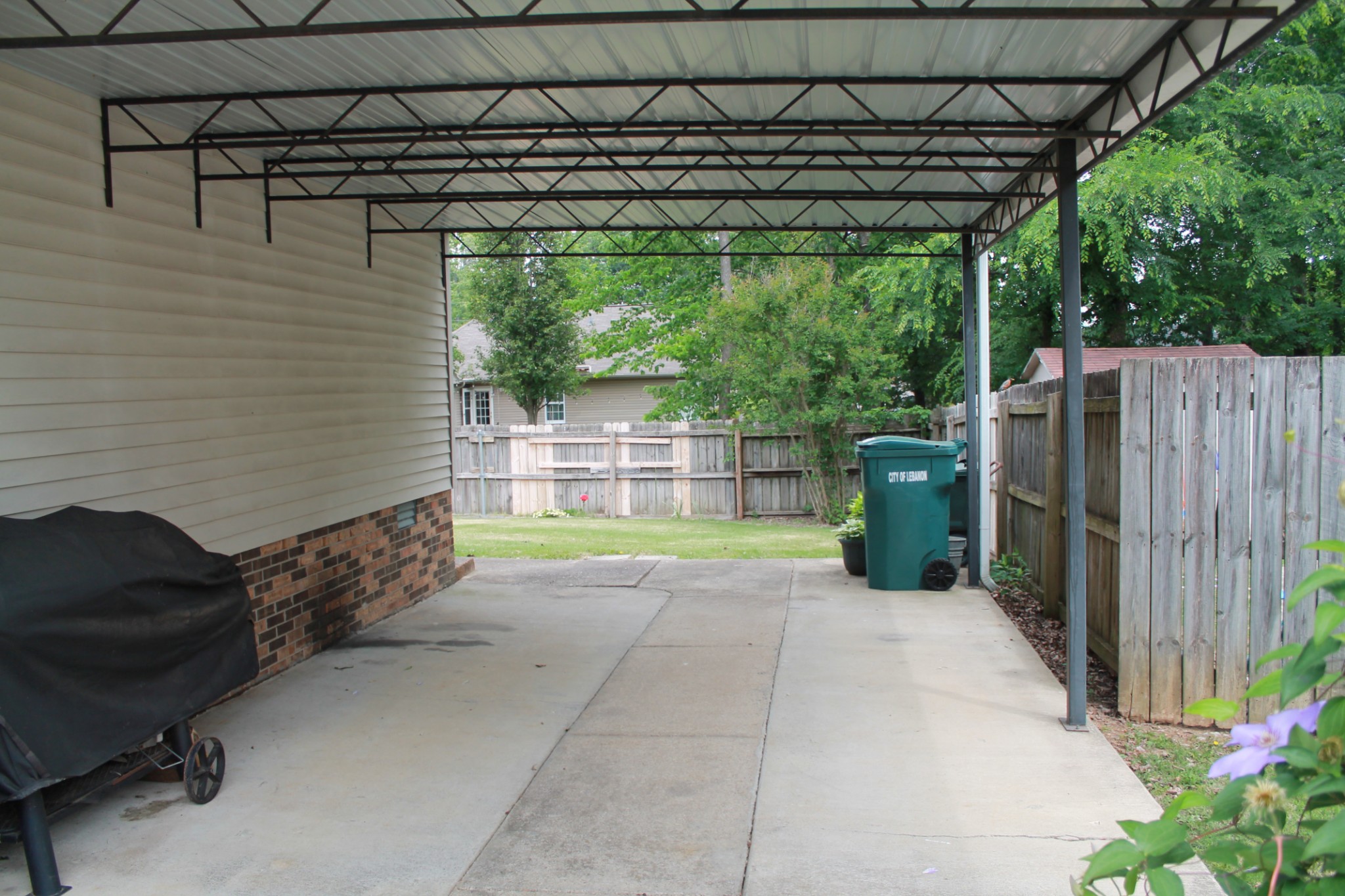 217 Westlynn Dr