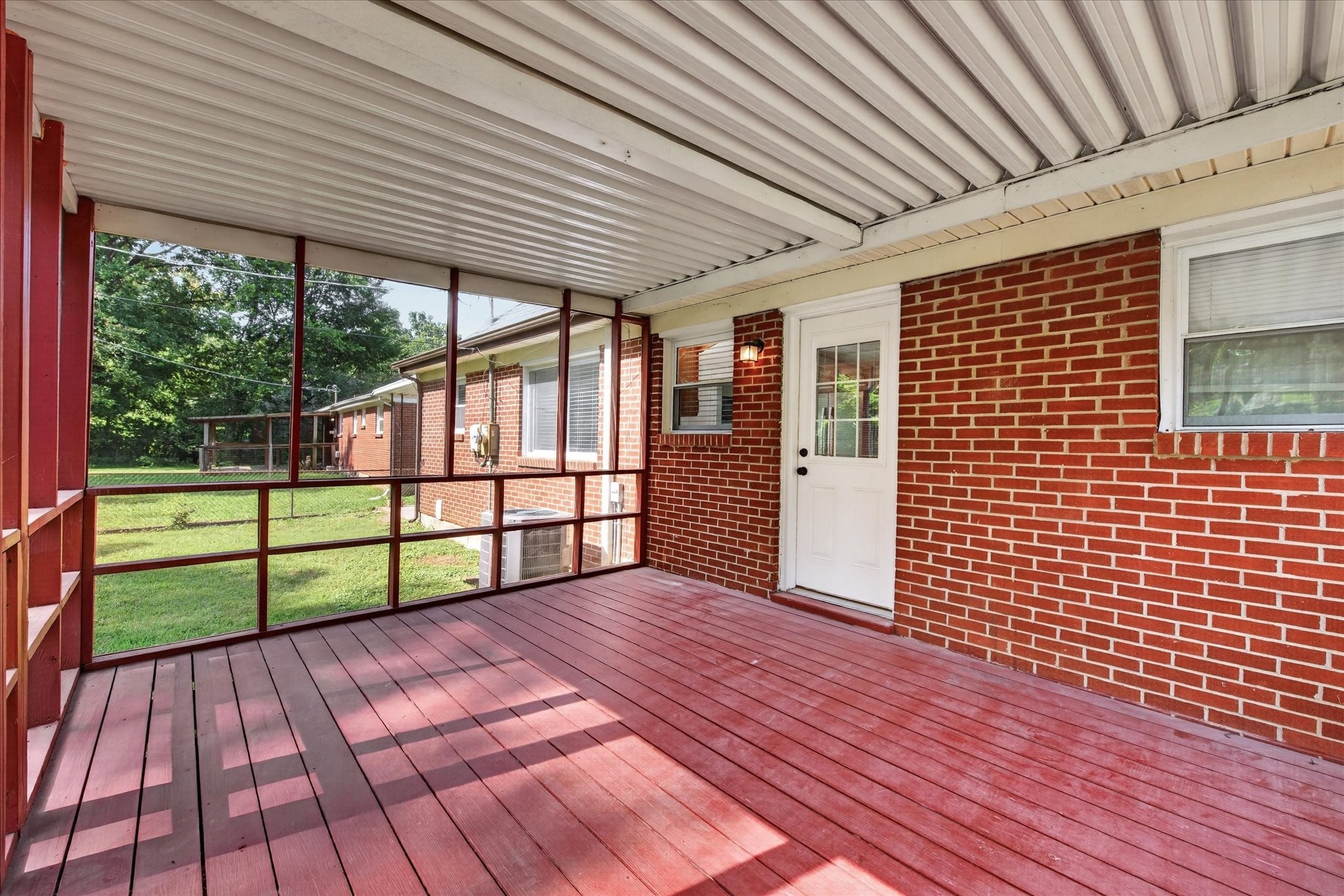 322 Plantation Dr