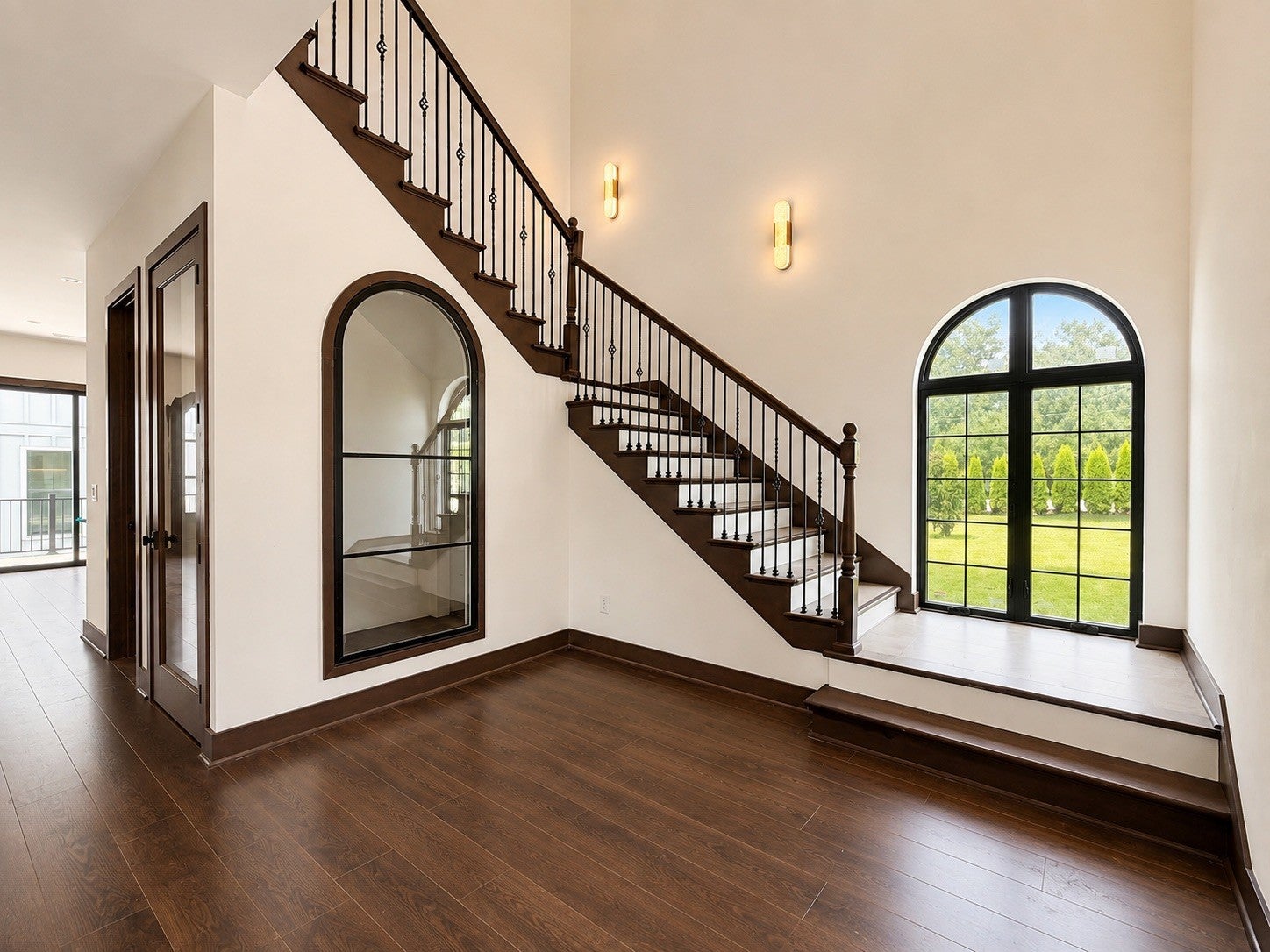 100 Ladera Ct
